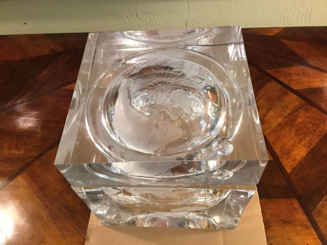 Mid-Century Modern Alessandro Albrizzi Lucite World Globe Form Ice Bucket For Sale