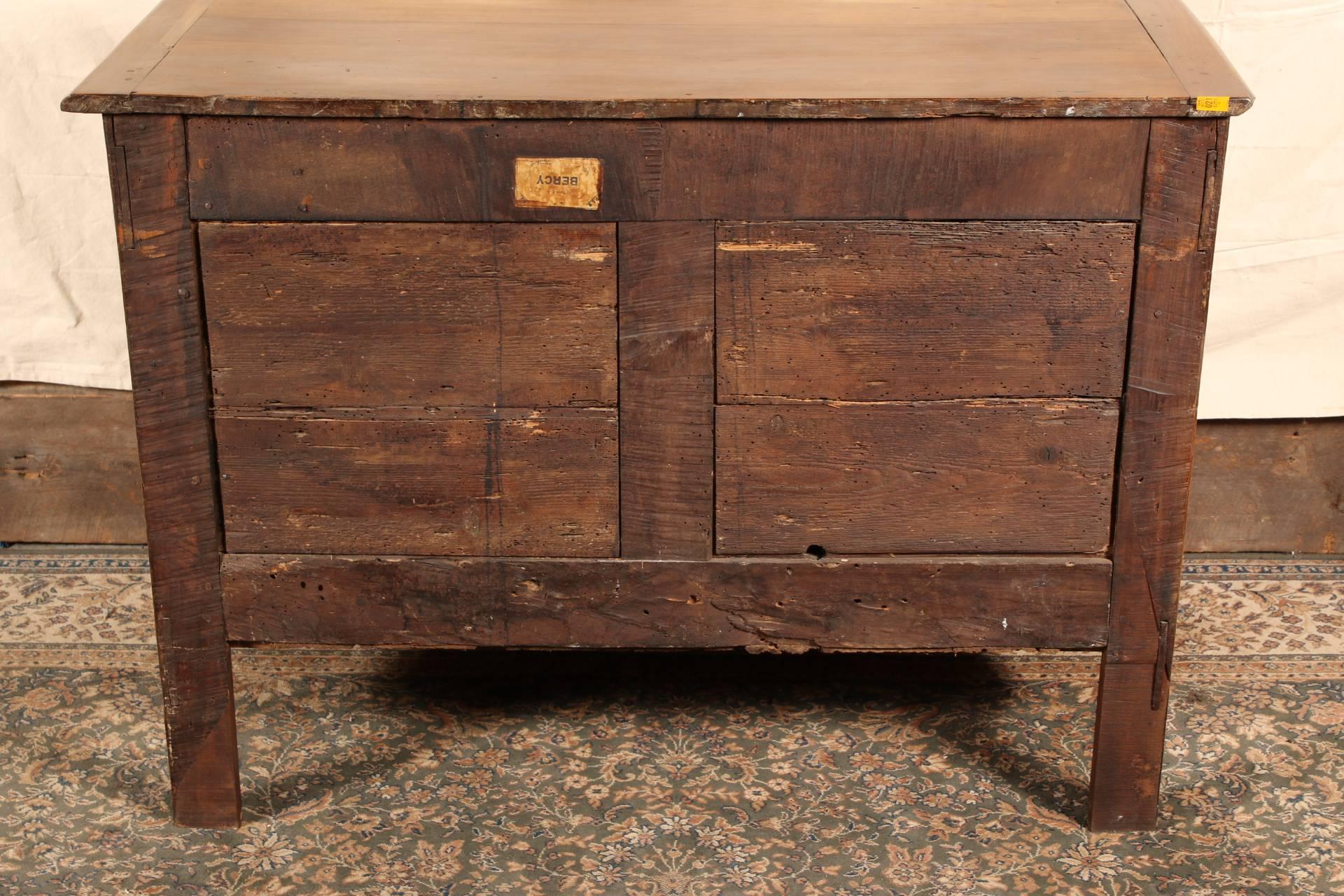 18th Century Country French Commode For Sale 2