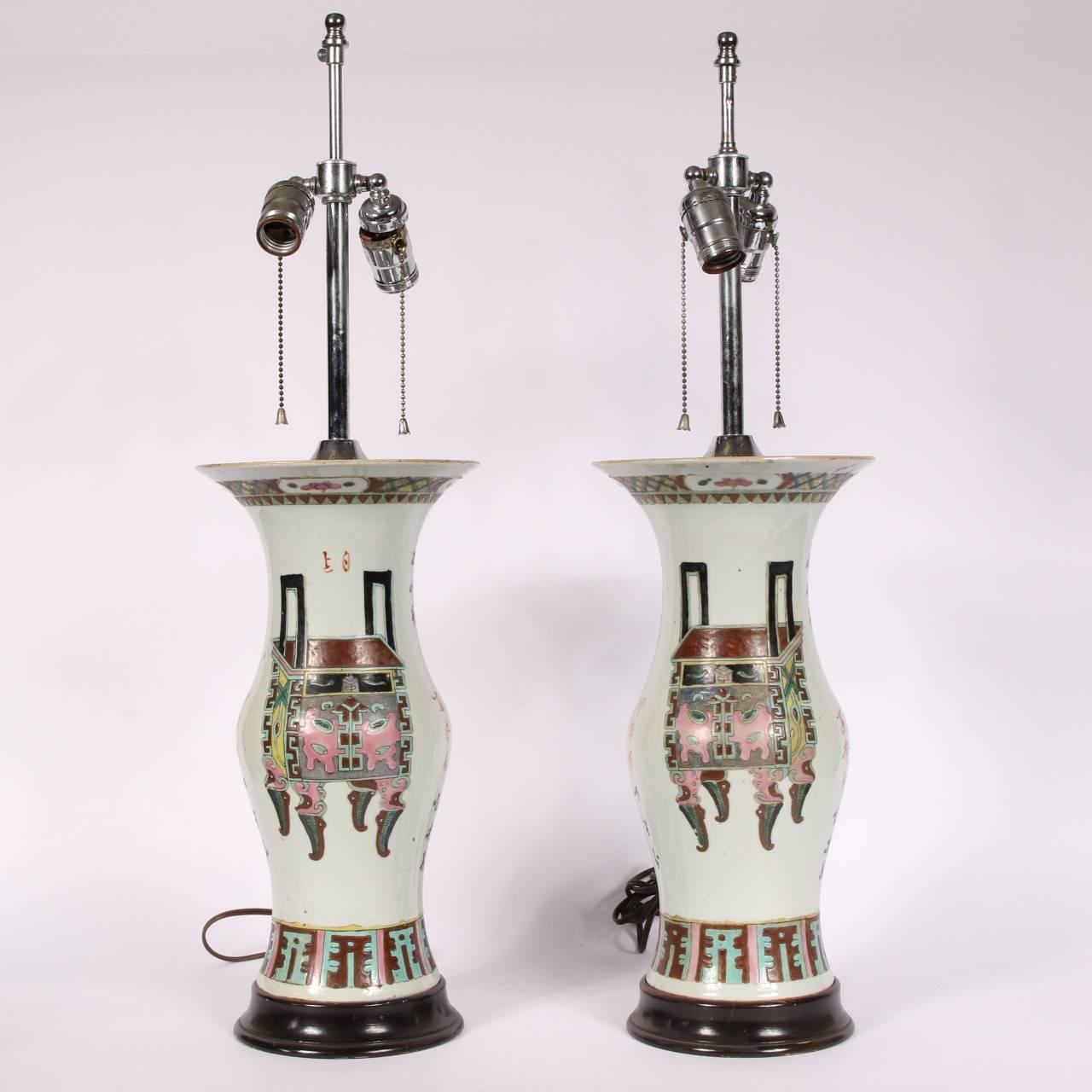 Chinese Export Pair of Chinese Porcelain Twin-Light Lamps