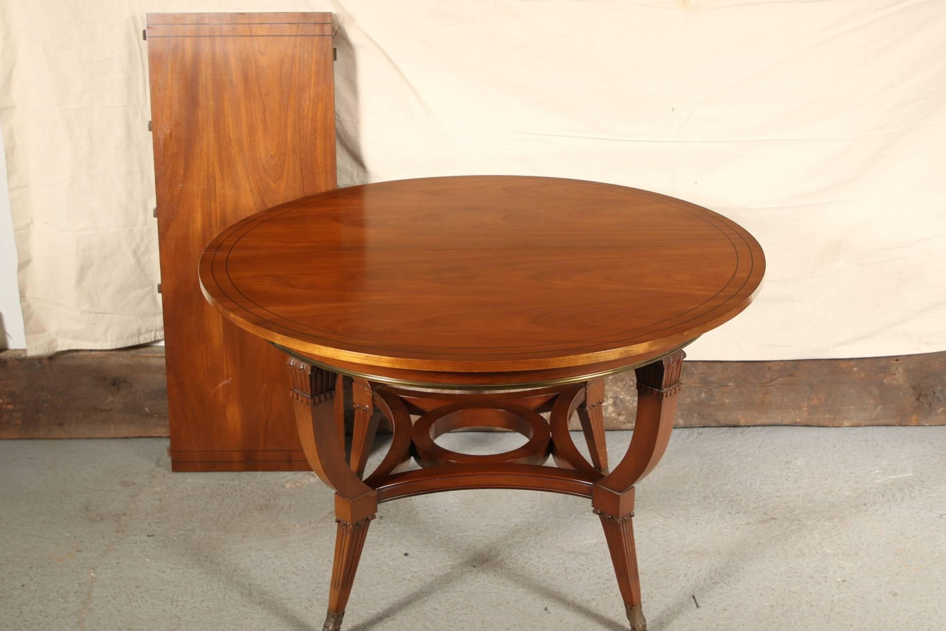 20th Century Modern Neoclassical Style Round Dining / Centre Table