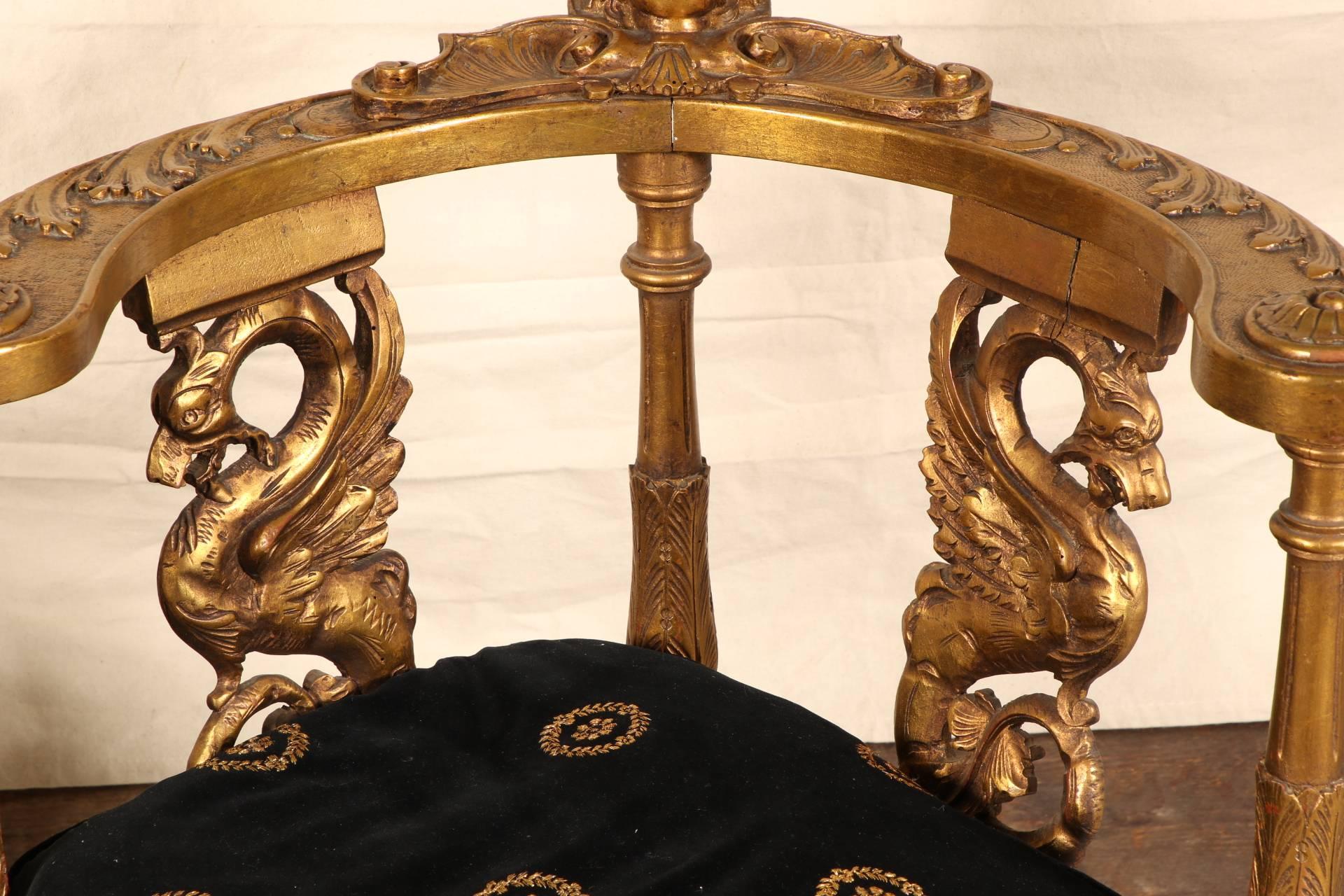 Antique Carved and Gilded Tête-à-Tête Chair 1