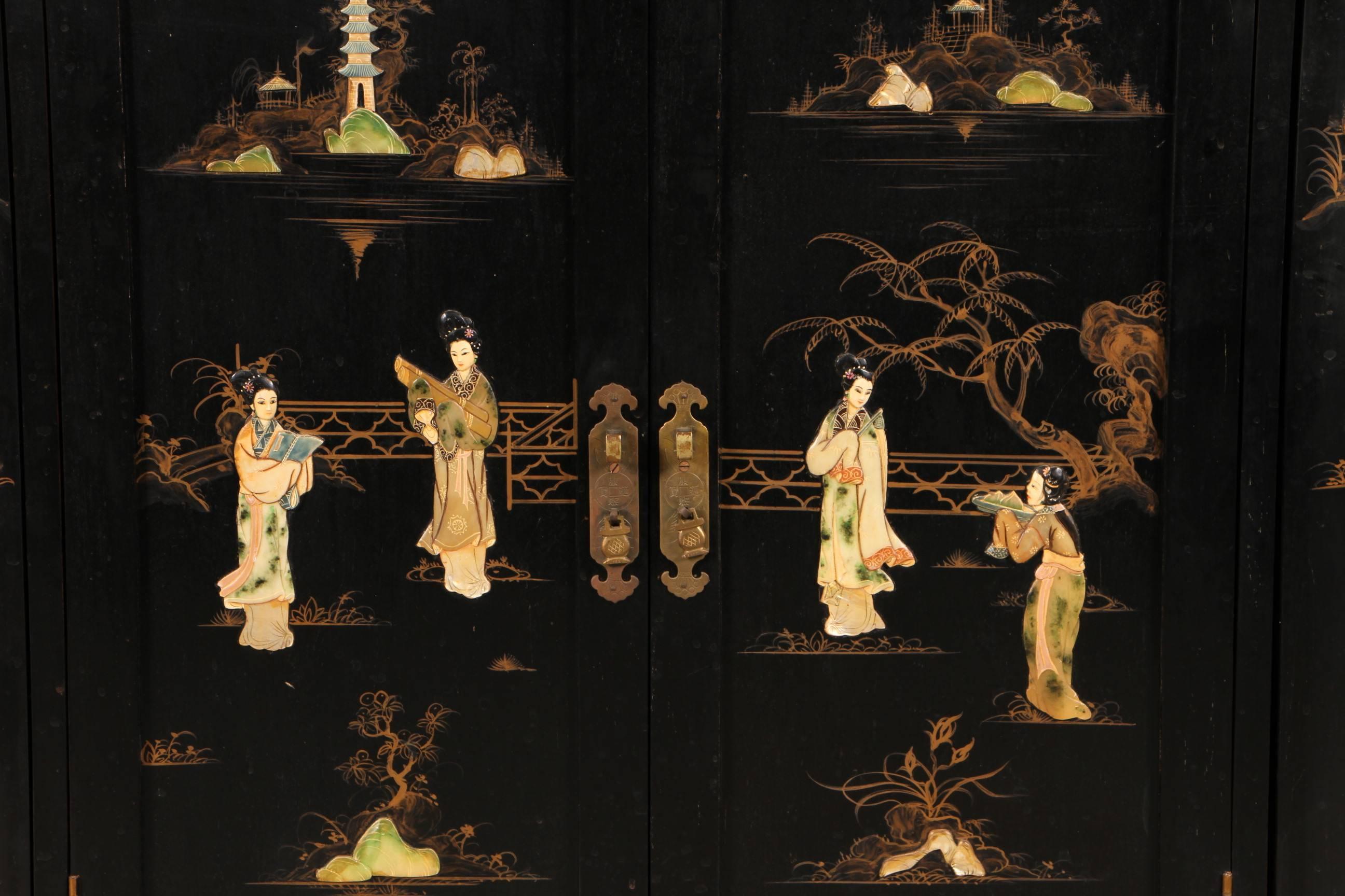 Asian Vintage Inlaid Chinoiserie Bar Cabinet