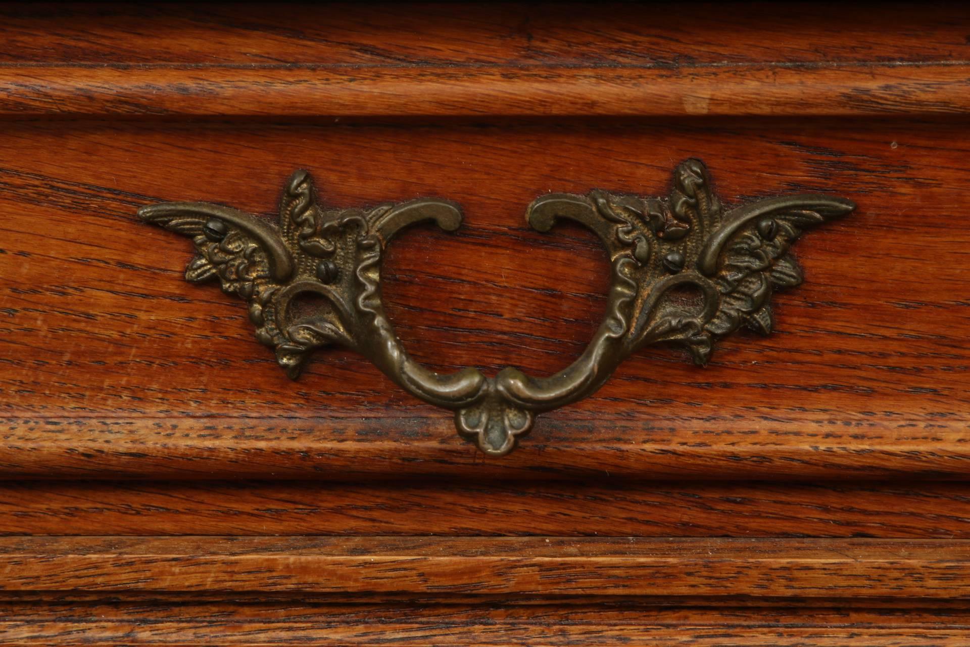 Antique Continental Oak and Marble Vanity 2