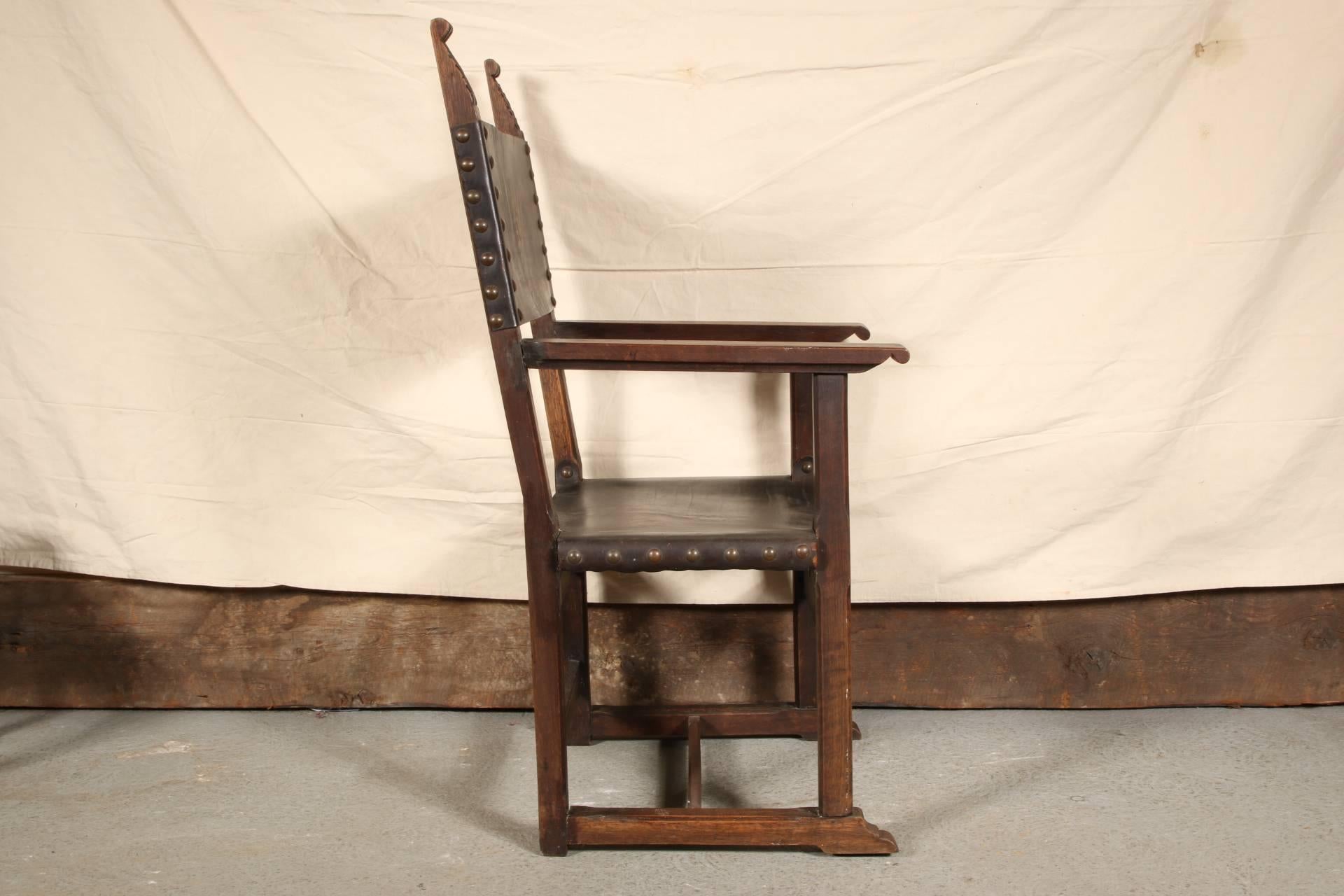 Arts and Crafts Set of Eight Arts & Crafts Oak and Leather Chairs