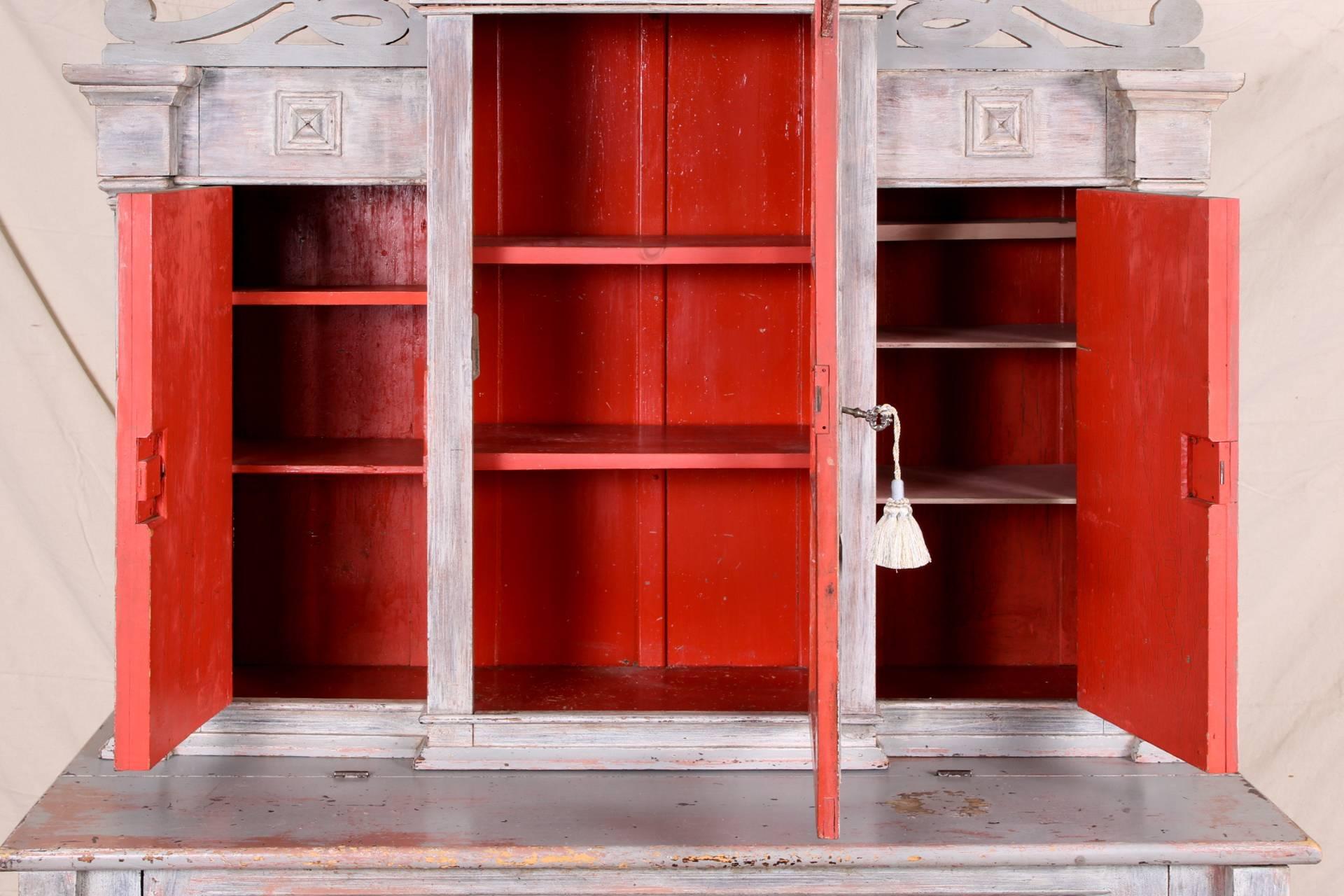 XX secolo Swedish Style Paint Decorated Cabinet in vendita