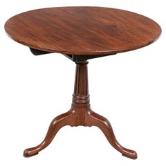 Antique Fine American PA Mahogany Round Table, 1780