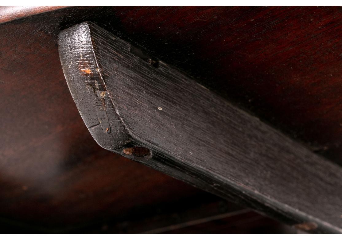 Fine American PA Mahogany Round Table, 1780 For Sale 10