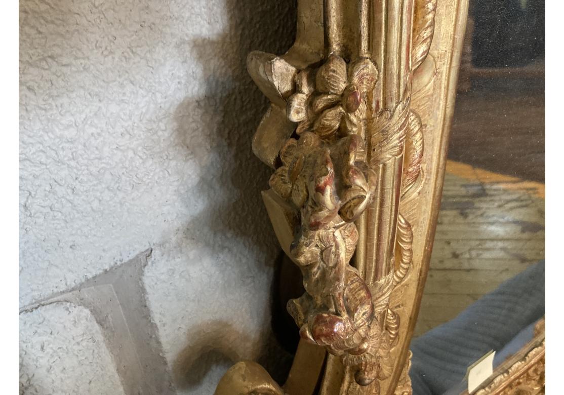 Miroir massif Louis XV sculpté et doré, Prov. Domaine de Karl Lagerfeld en vente 5