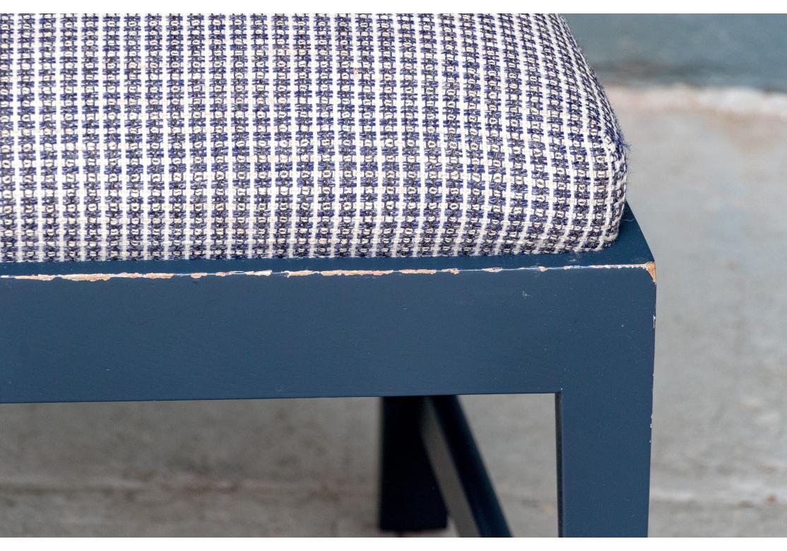 Satz von 6 blauen Emaille Farbe dekoriert Esszimmerstühle (20. Jahrhundert) im Angebot