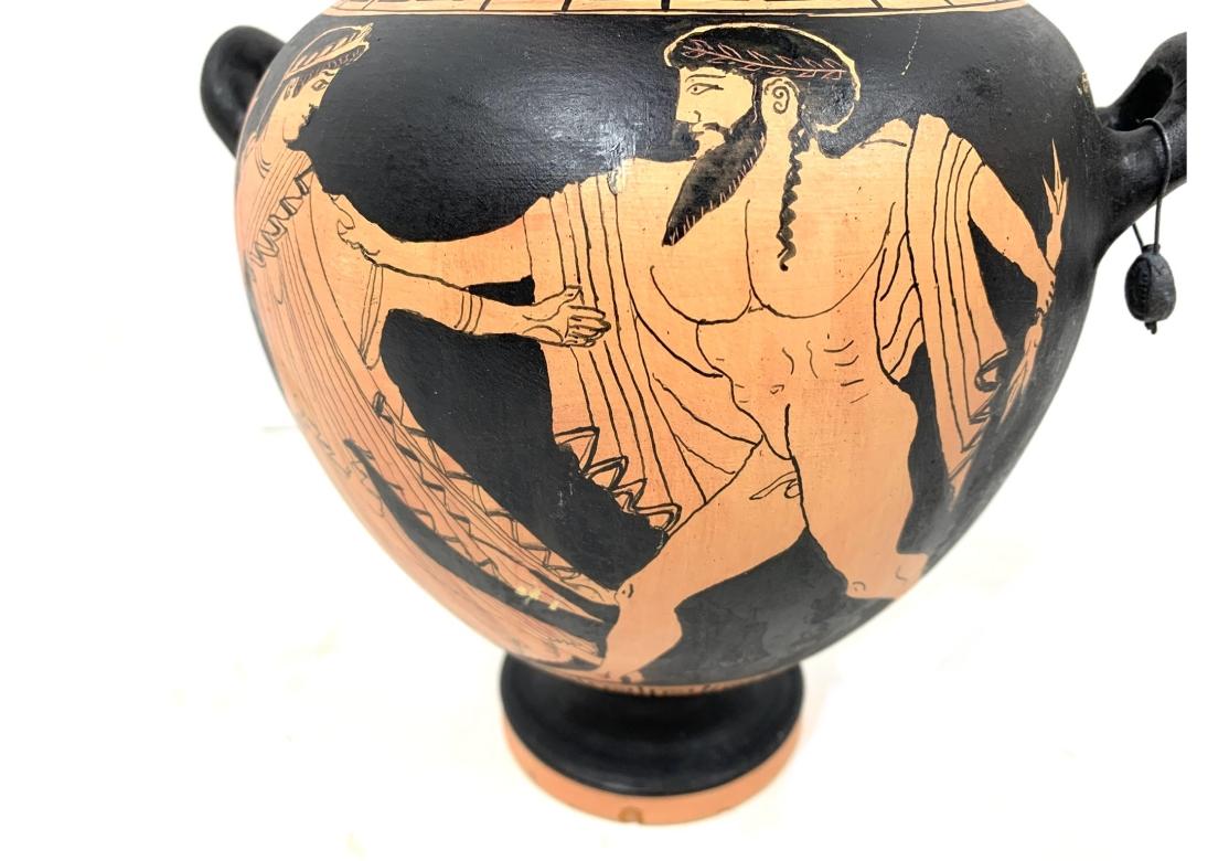 Grande brocca per acqua Hydria a figure rosse riprodotta dal museo greco in vendita 7