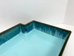 Himmelblaues und tiefgrünes japanisches Keramik-Tablett mit Glasur von Otagiri