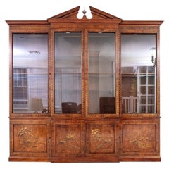 Armadietto in stile chinoiserie di John Widdicomb della metà del secolo, in legno color miele