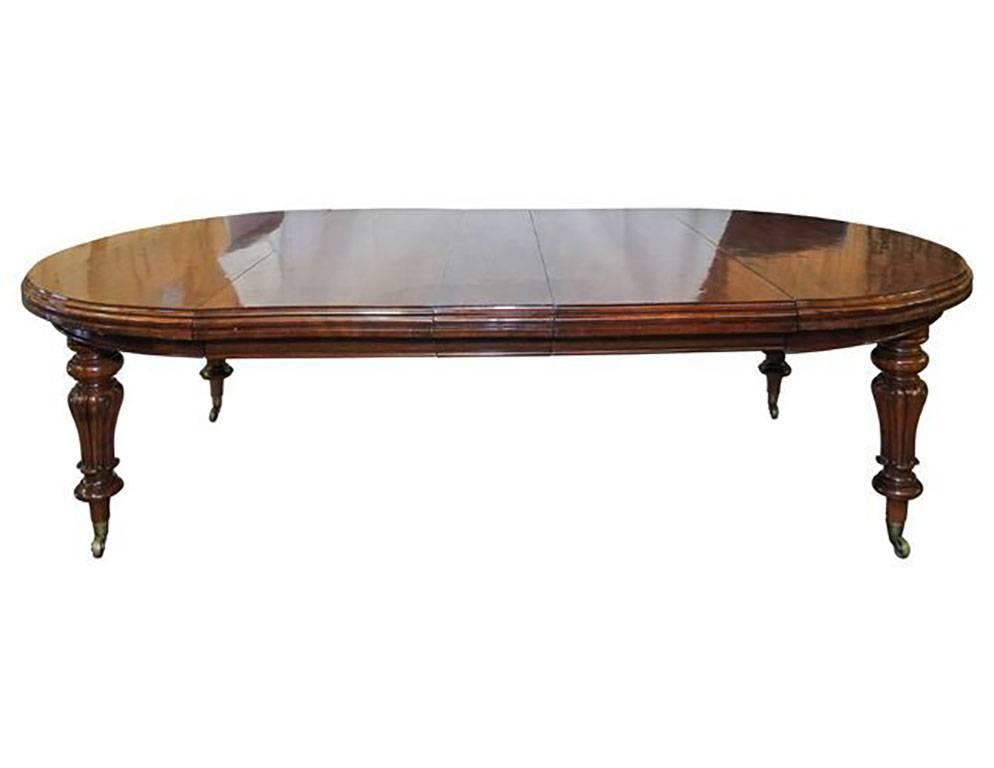 Convenient casters and a Samuel Hawkins winding mechanism make it easier than ever to reconfigure your space for any occasion. Capable of expanding up to 120” long, Comes with two 23" leaves and one 11". Centre leaf: Four total Samuel