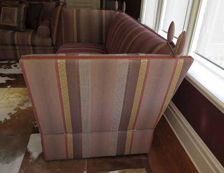 George Smith Striped Knole Sofa In Burdy Stripe At 1stdibs Knole Sofa Made By The London Firm George Smith Fully Upholstered With Adjule Sides