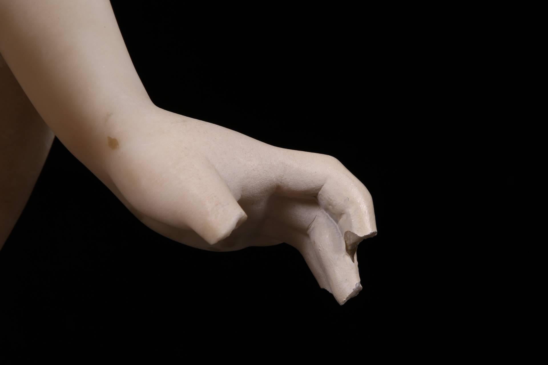 Albâtre Figure en albâtre italienne Adolpho Cipriani « actif de 1880 à 1930 » en vente