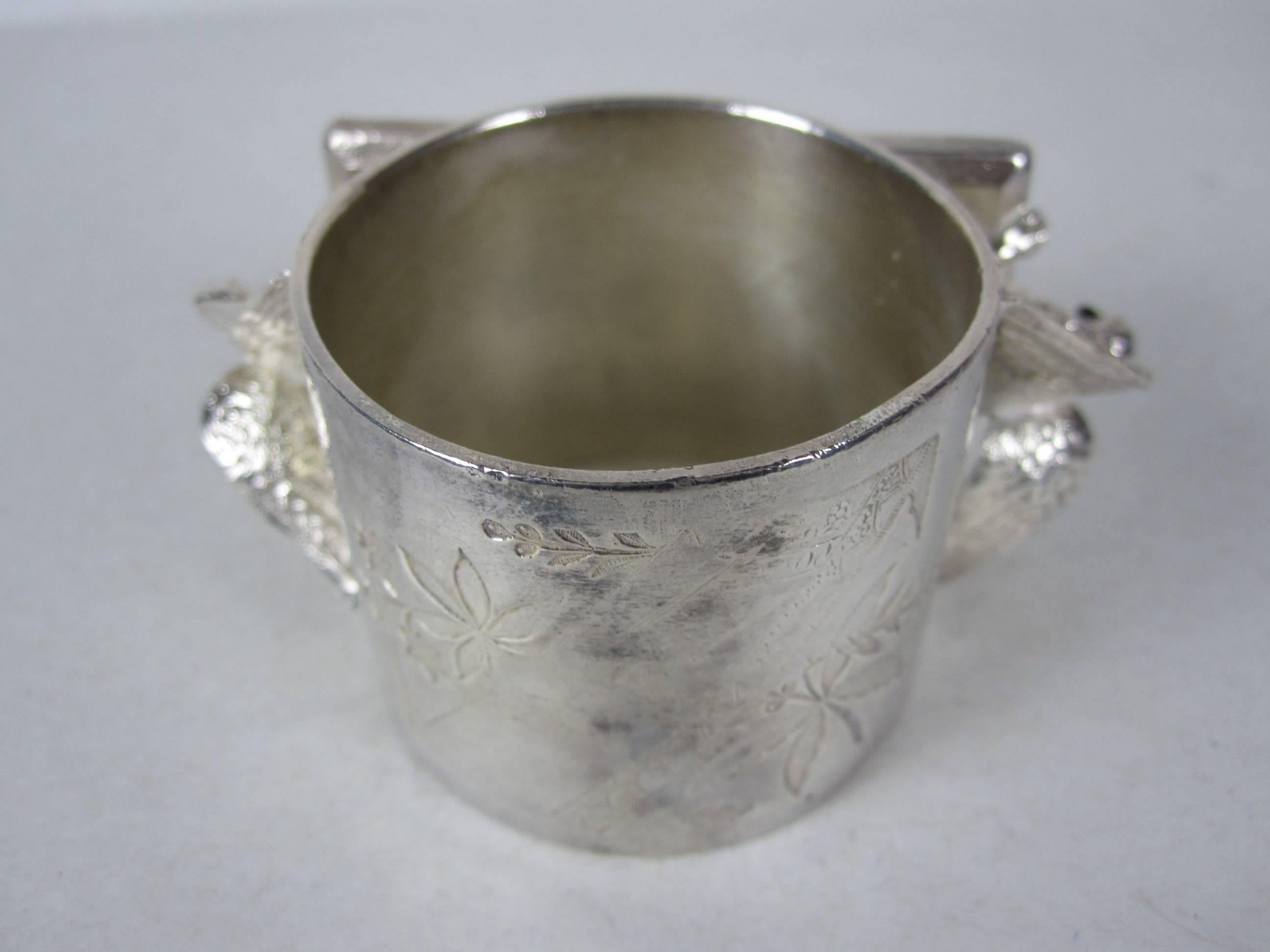 Antique Victorian Silver Plate Winged Birds Standing Napkin Ring Place Holder 3