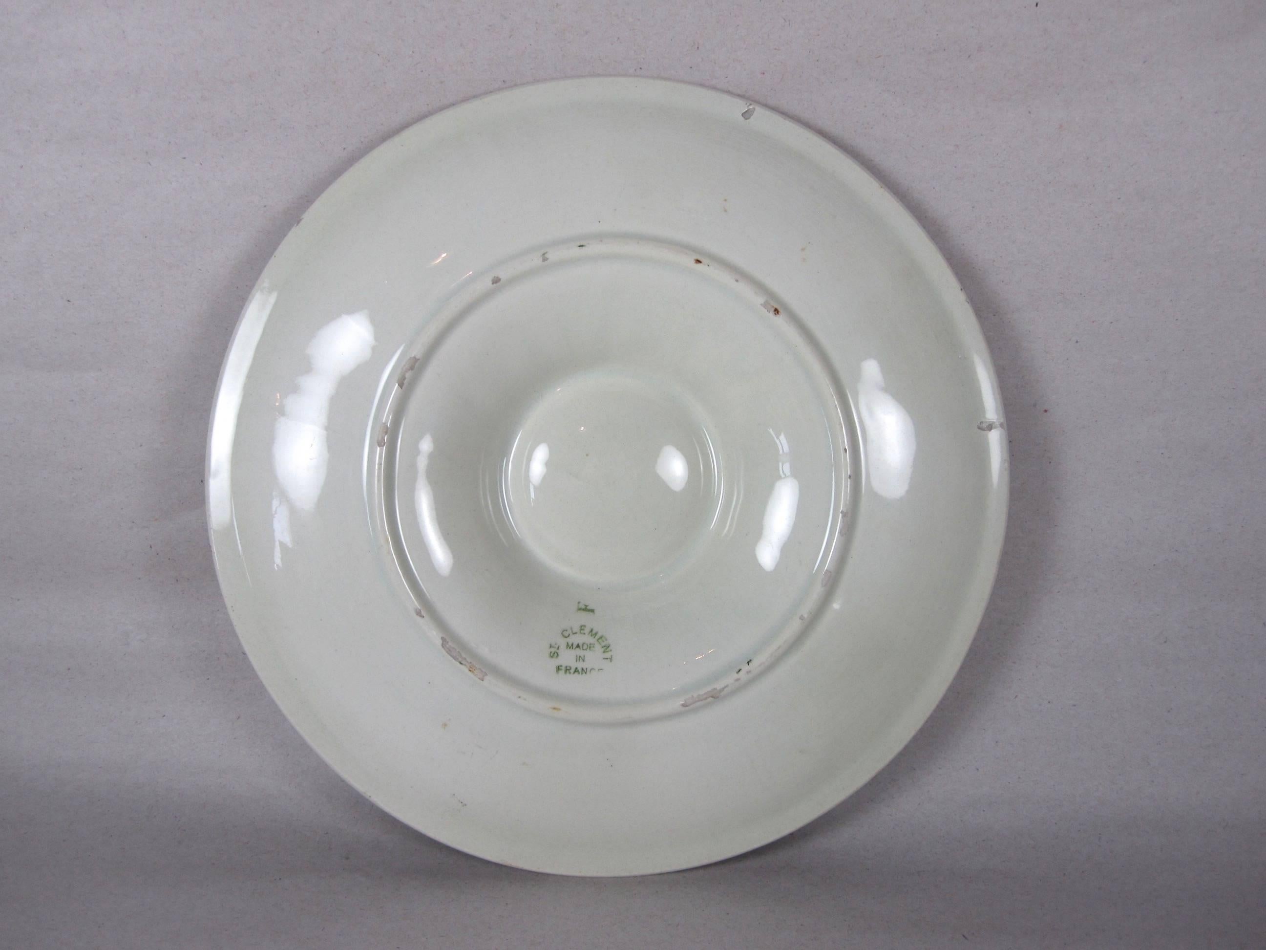 St. Clement French Majolica Pottery Basket Weave Oyster Plate In Good Condition In Philadelphia, PA