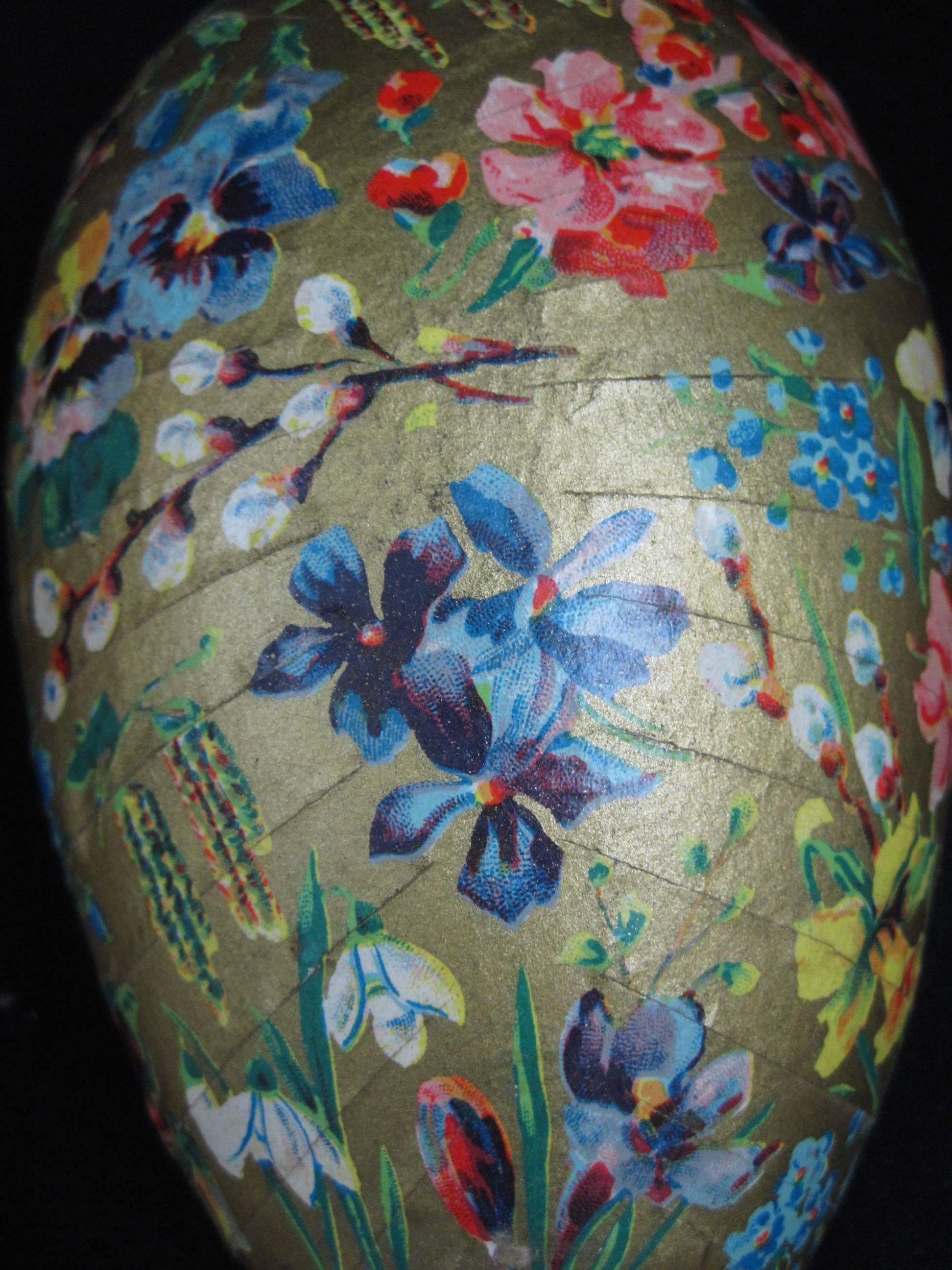 Découpage  German Papier-Mâché Easter Holiday Egg-Shaped Ornament Candy Containers, S/3
