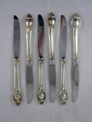 Reed & Barton Cameo Pattern Sterling Silver Dinner Knives, a Set of Six