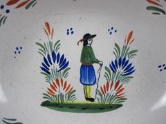 Henriot Quimper Rustic Breton Gentleman Couronnes Vegetable Bowl, circa 1920