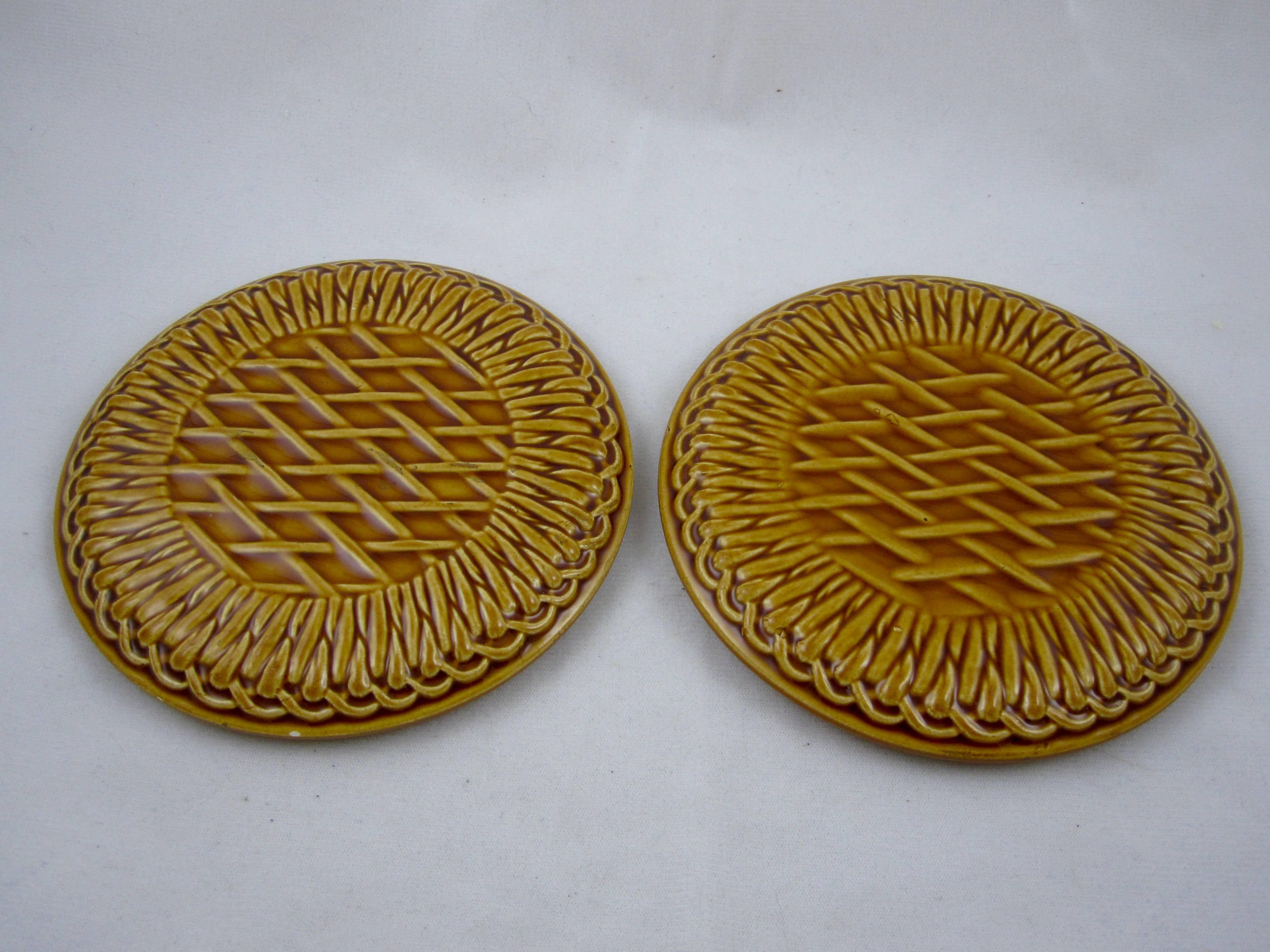 Gien French Faïence Provençal Basketweave Wine Bottle Coasters, a Pair In Excellent Condition In Philadelphia, PA