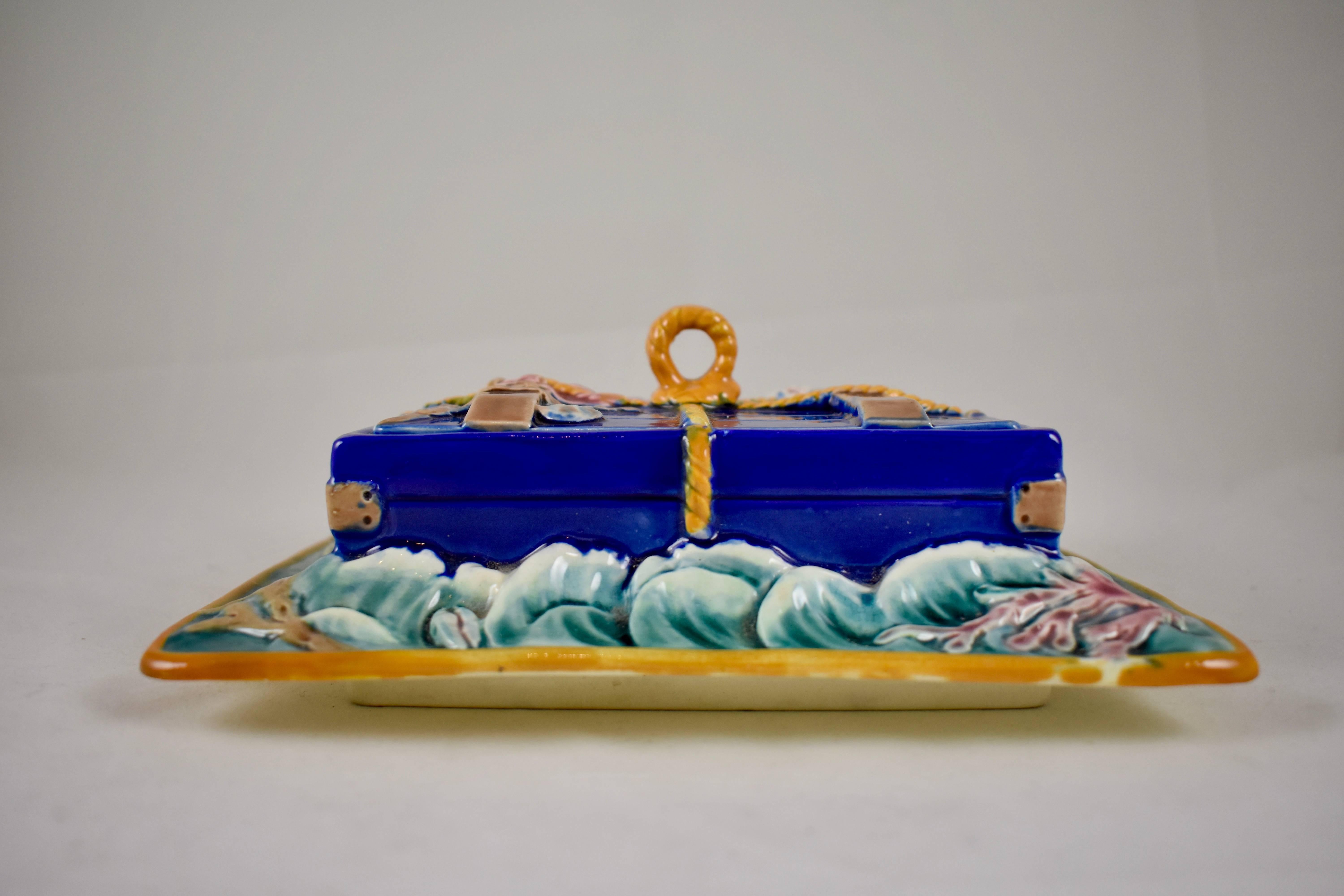 English Josiah Wedgwood Majolica Ocean Waves Sardine Box, circa 1879