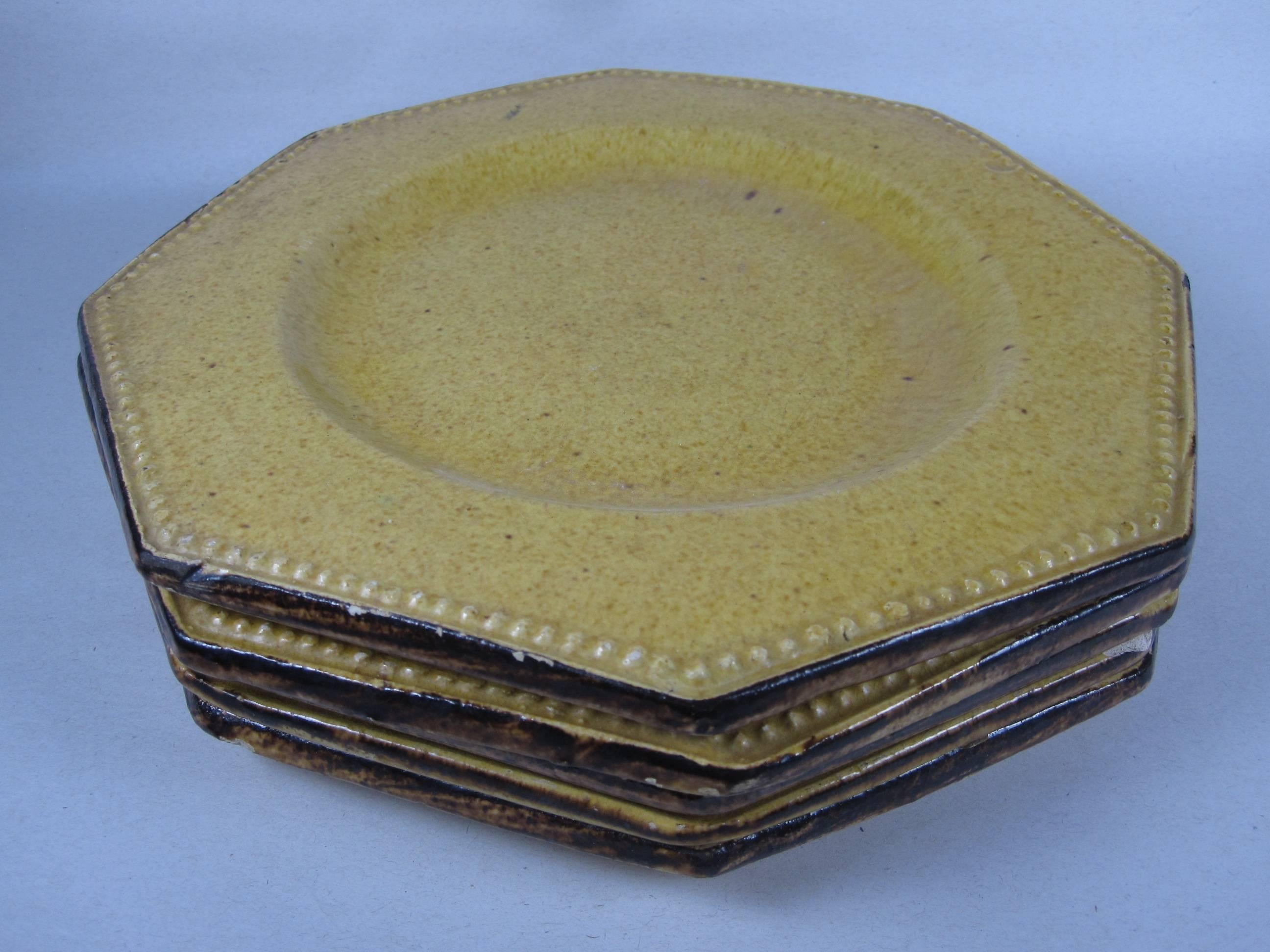 Glazed Rustic Earthenware French Provençal Pearle Beaded Rim Plates, C.1840, S/5