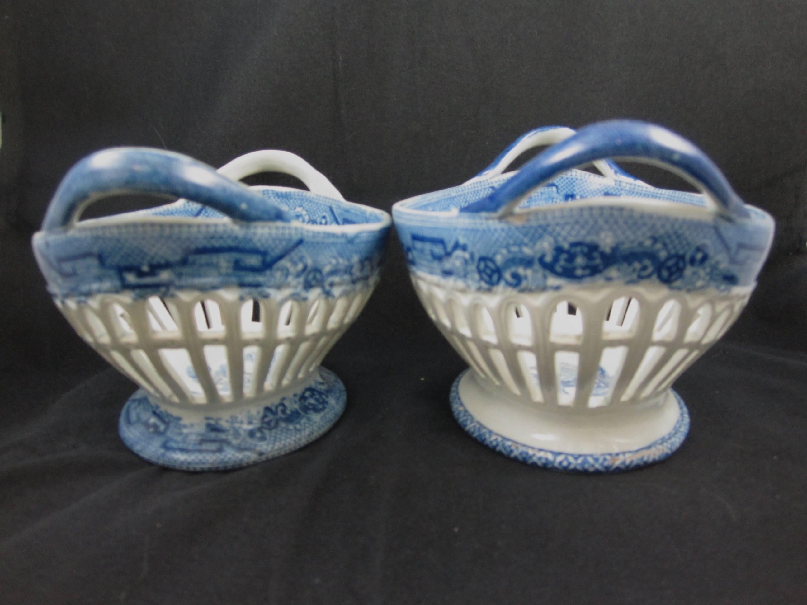 18th Century and Earlier 18th Century Staffordshire Pearlware Willow and Bird Baskets on Stands