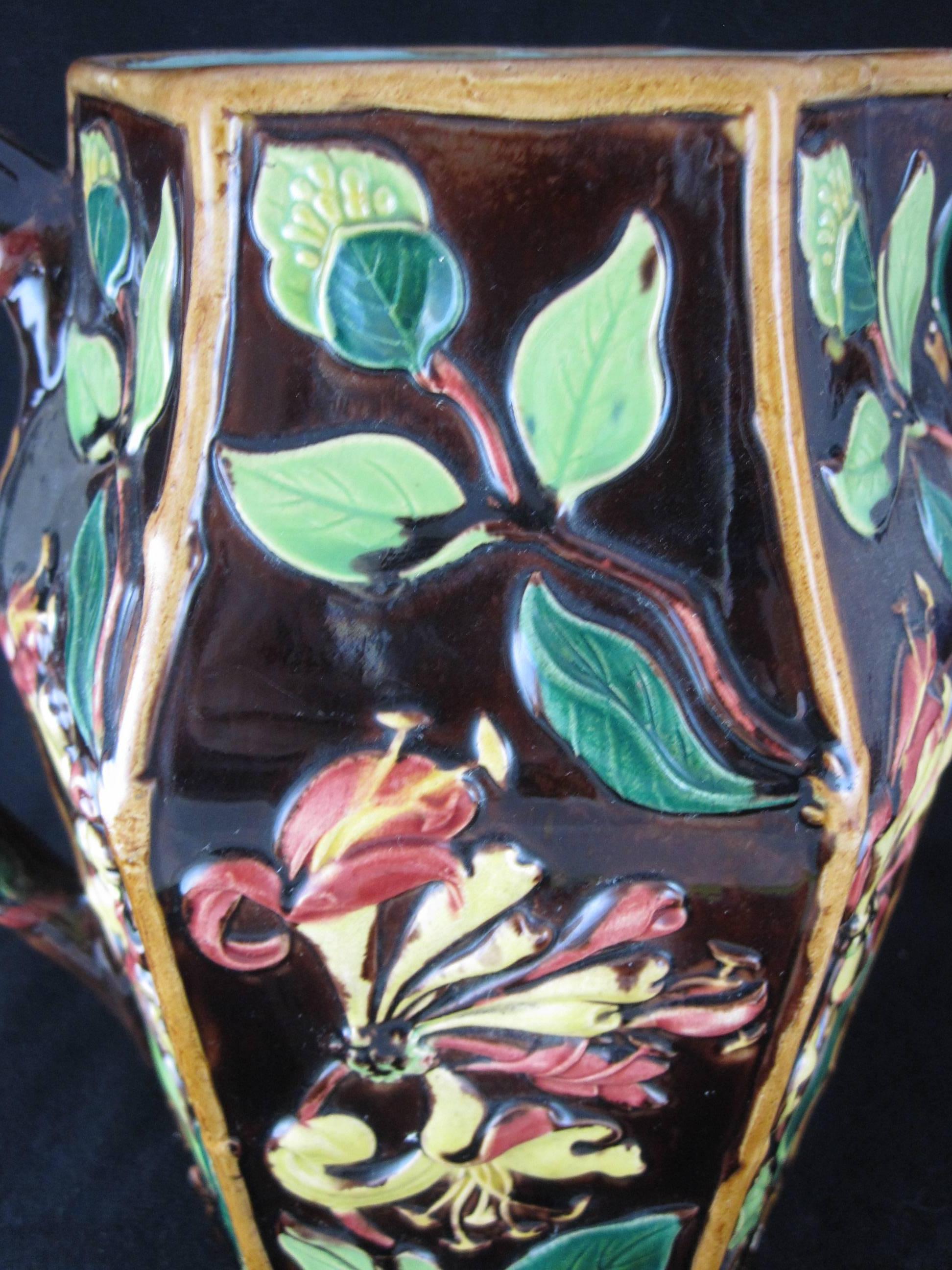 19th Century William Brownfield English Majolica Honeysuckle Vine Pitcher In Excellent Condition In Philadelphia, PA