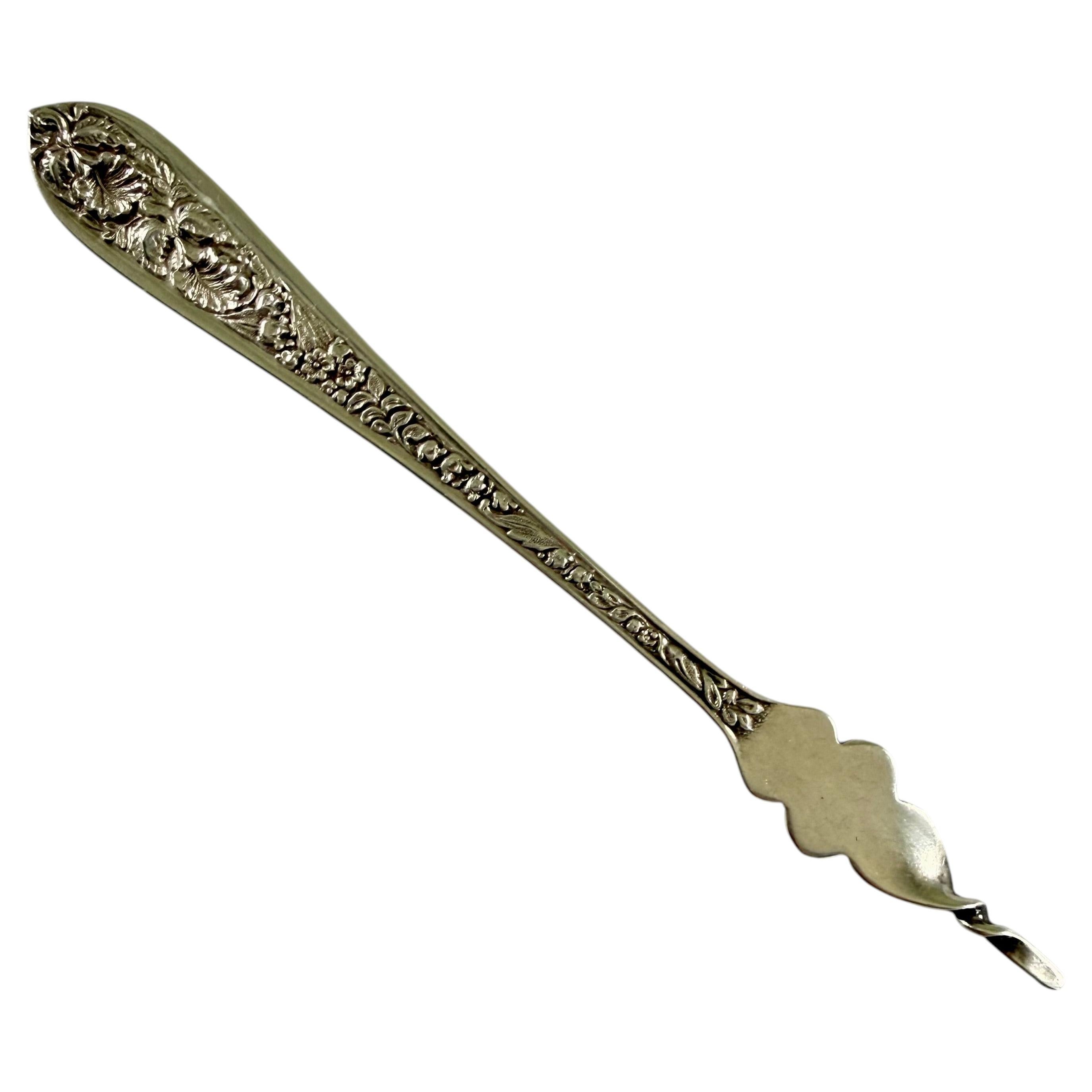 1930s Stieff Sterling Silver Corsage Repoussé Pattern Butter Pick