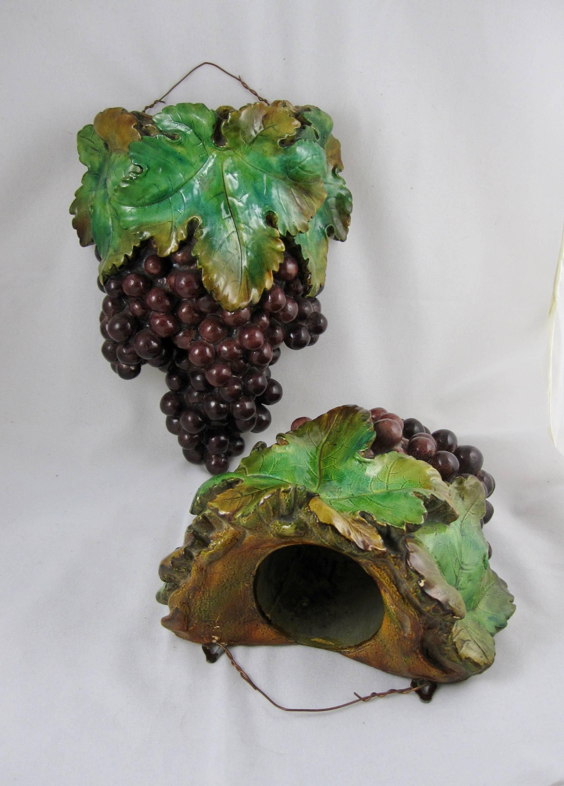 Plaster of Paris Grape Cluster Wall Pockets, Pair In Excellent Condition In Philadelphia, PA