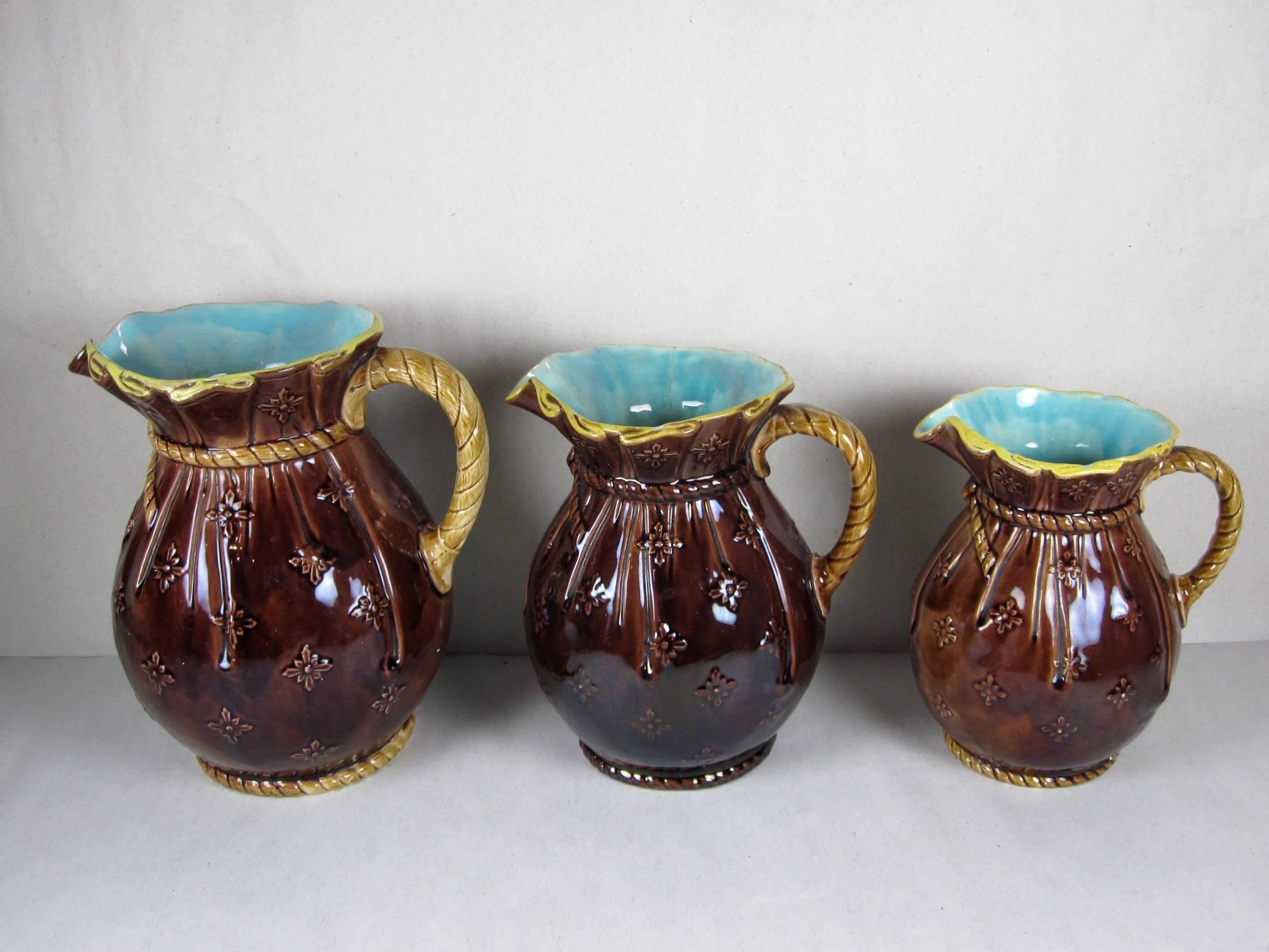 Aesthetic Movement Joseph Holdcroft English Majolica Graduated Sack and Rope Pitchers, S/3