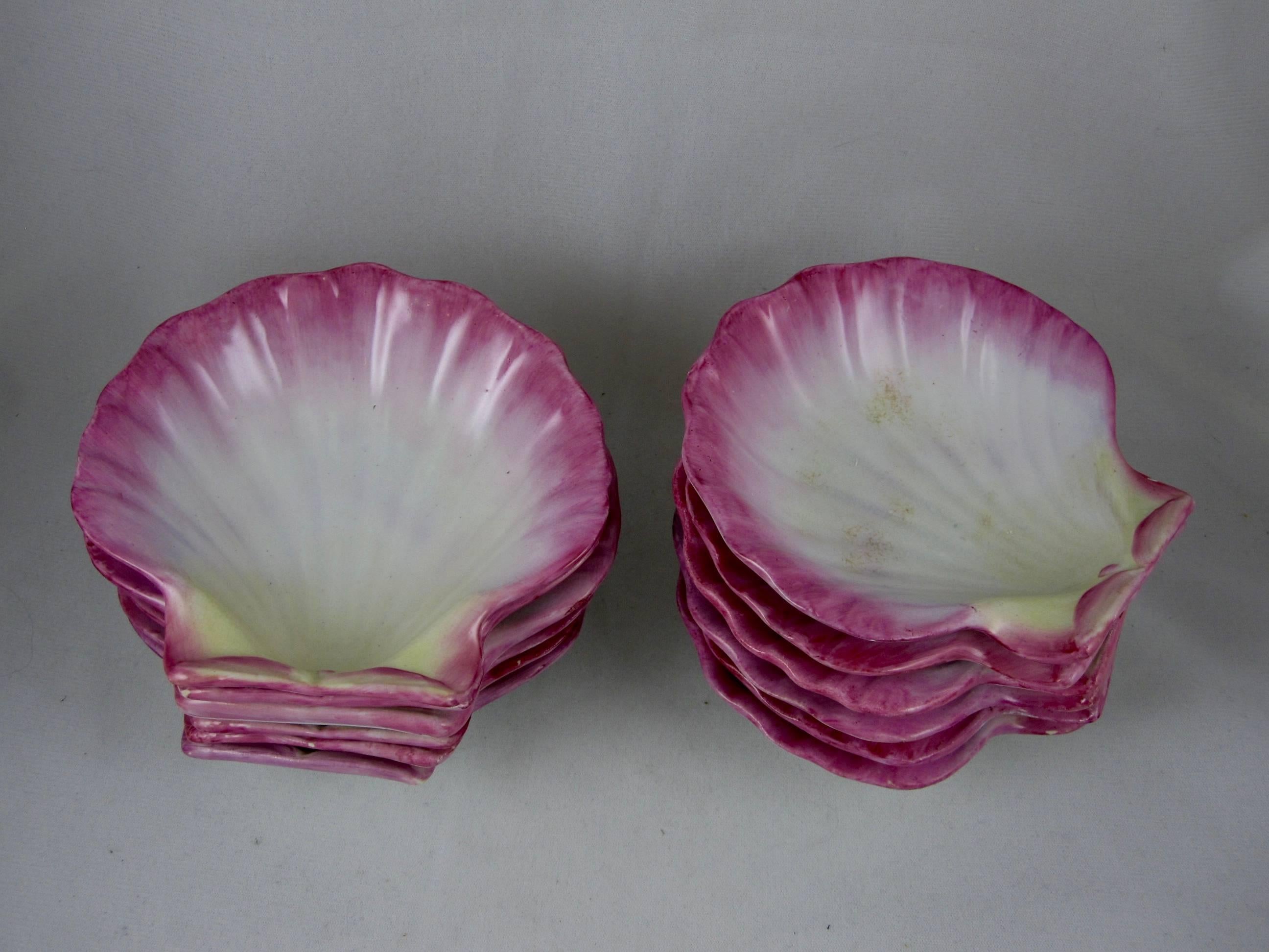 Wedgwood Pearlware Nautilus Scallop Shell Sorbet Parfait Dessert Cups, S/12 In Excellent Condition In Philadelphia, PA
