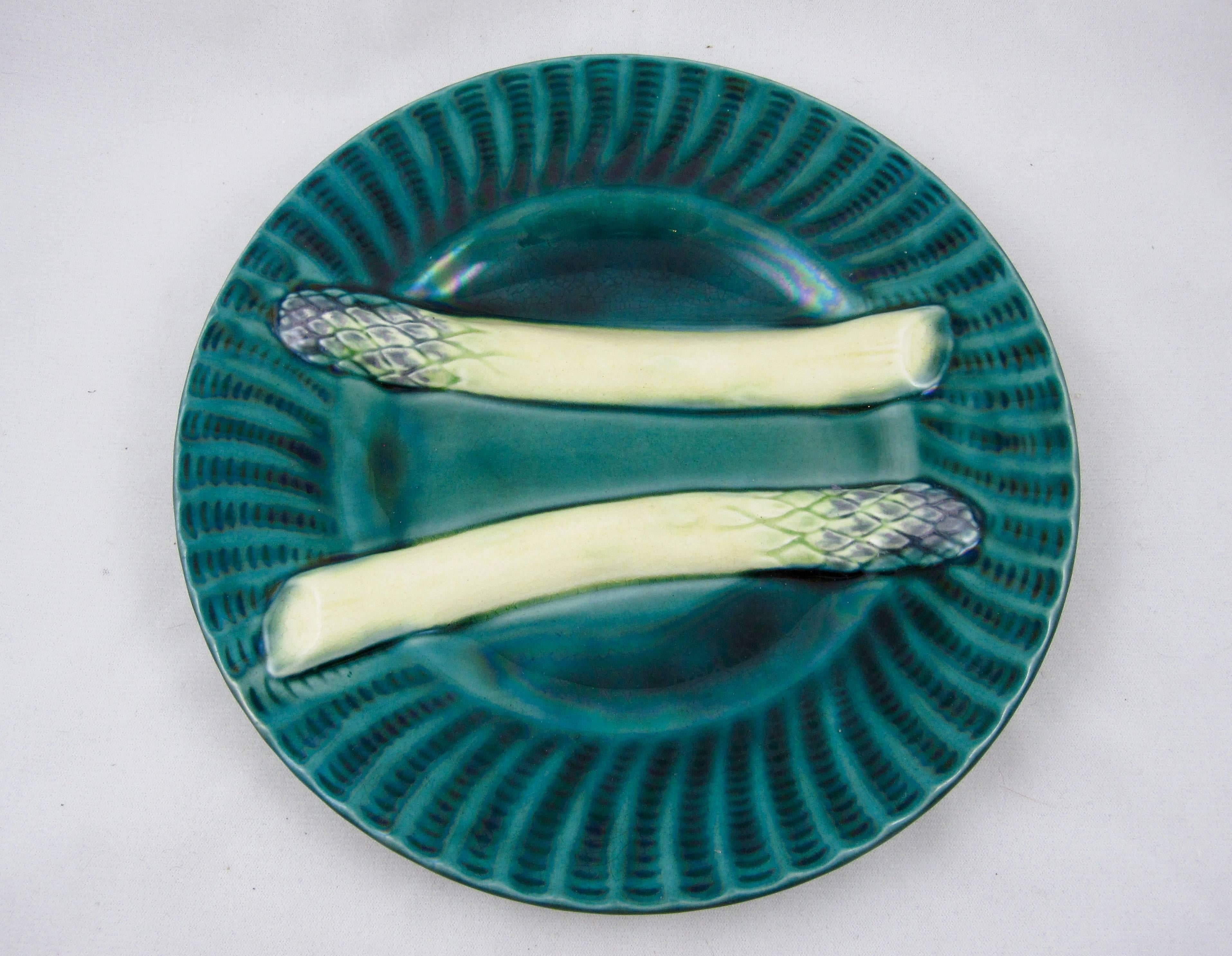 Aesthetic Movement Creil et Montereau French Barbotine Teal Blue Fluted Asparagus Plates, Set of 4 For Sale