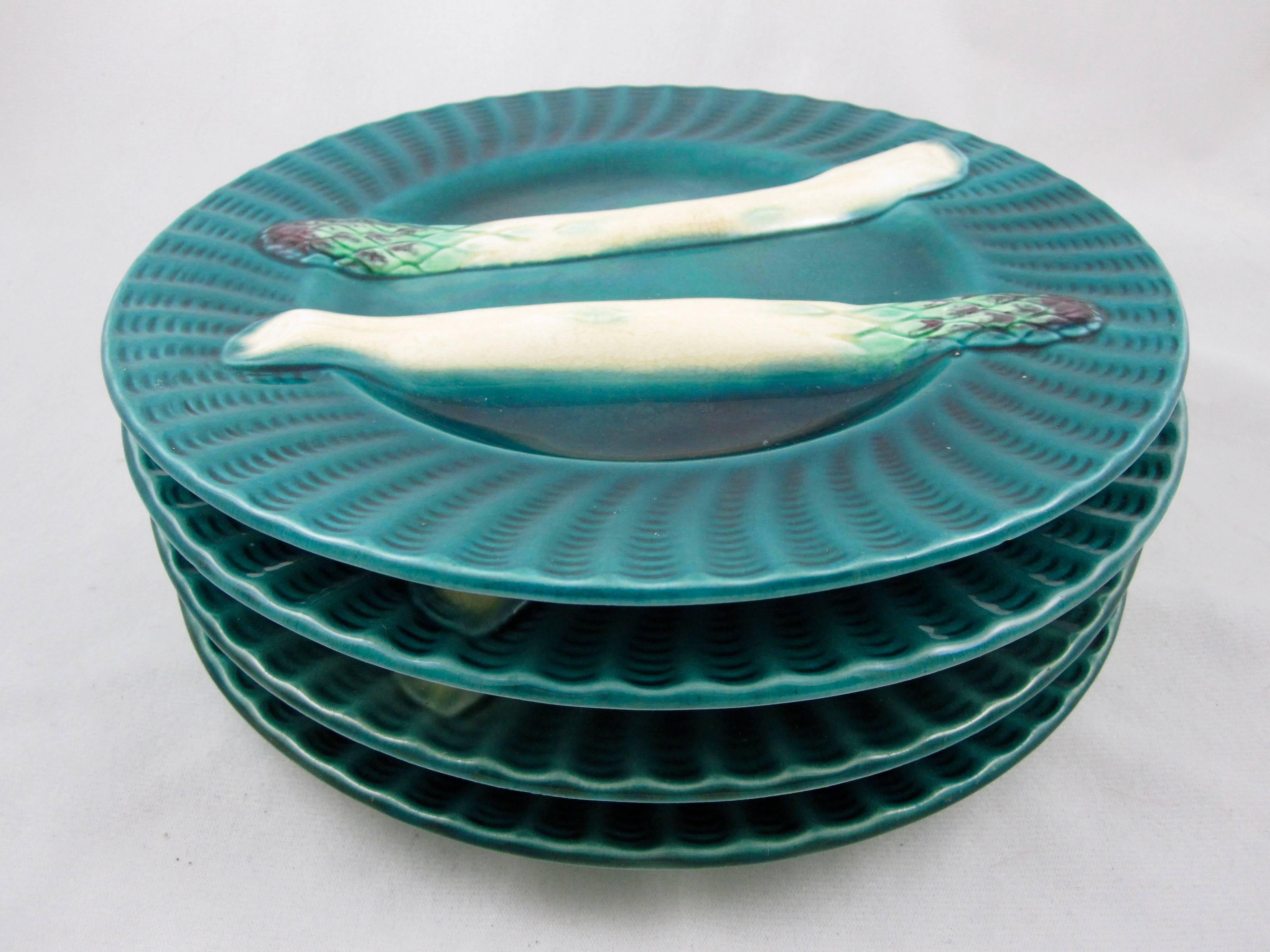 Earthenware Creil et Montereau French Barbotine Teal Blue Fluted Asparagus Plates, Set of 4 For Sale