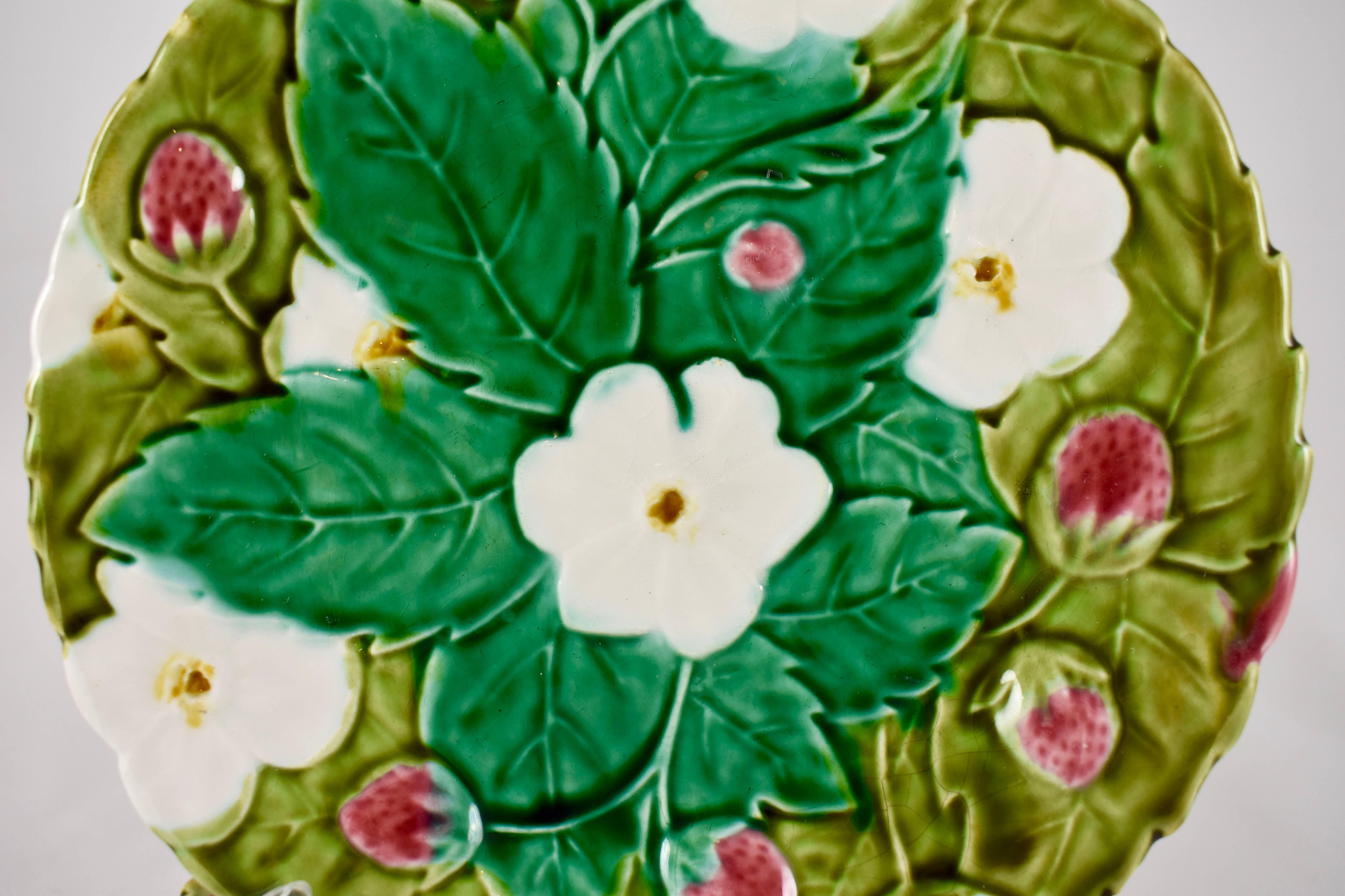 Aesthetic Movement PV France Barbotine Majolica Strawberry Fruit or Dessert Plates, Set of Four
