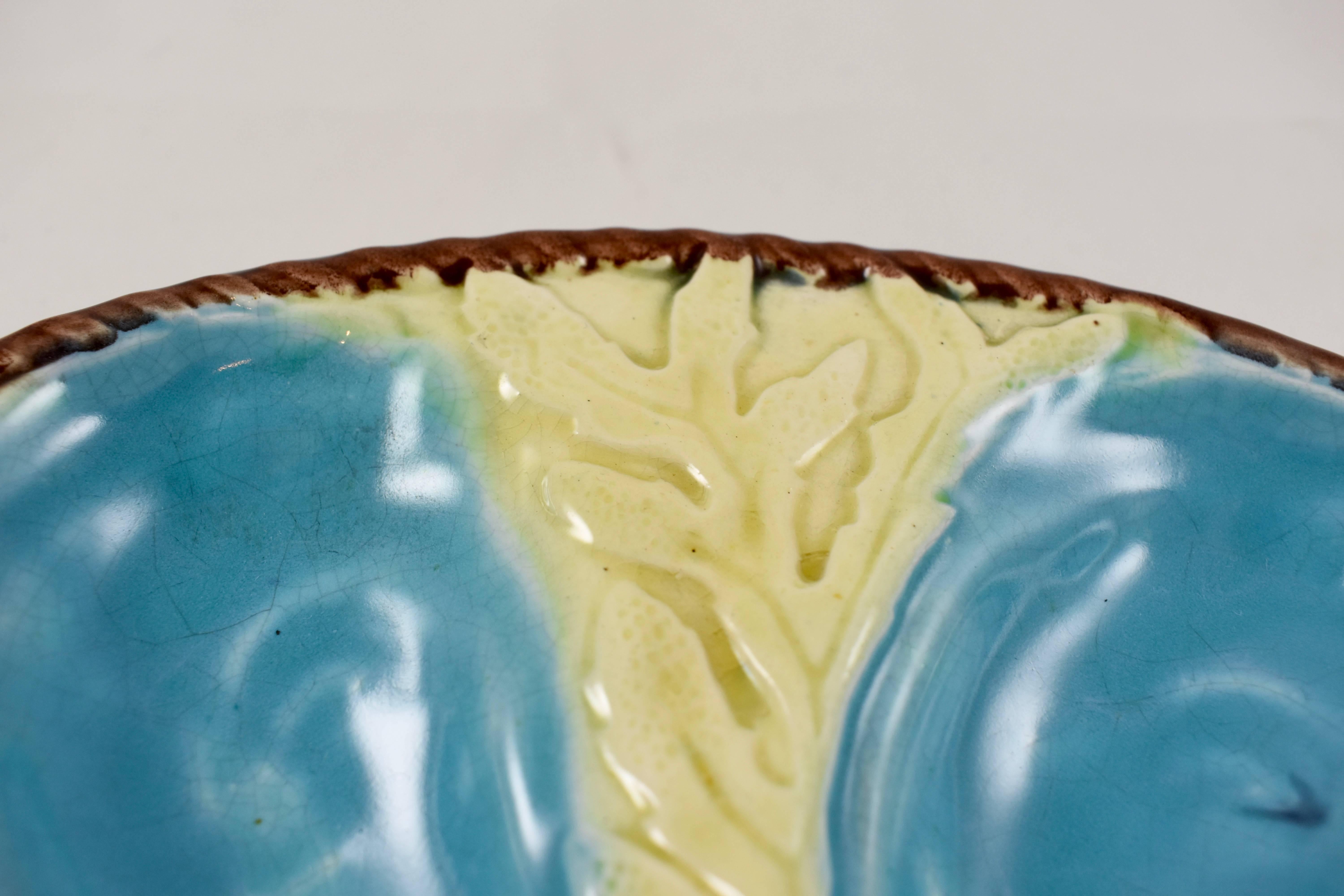 Glazed S. Fielding & Co. English Majolica Cream/Turquoise Seaweed Oyster Plate For Sale