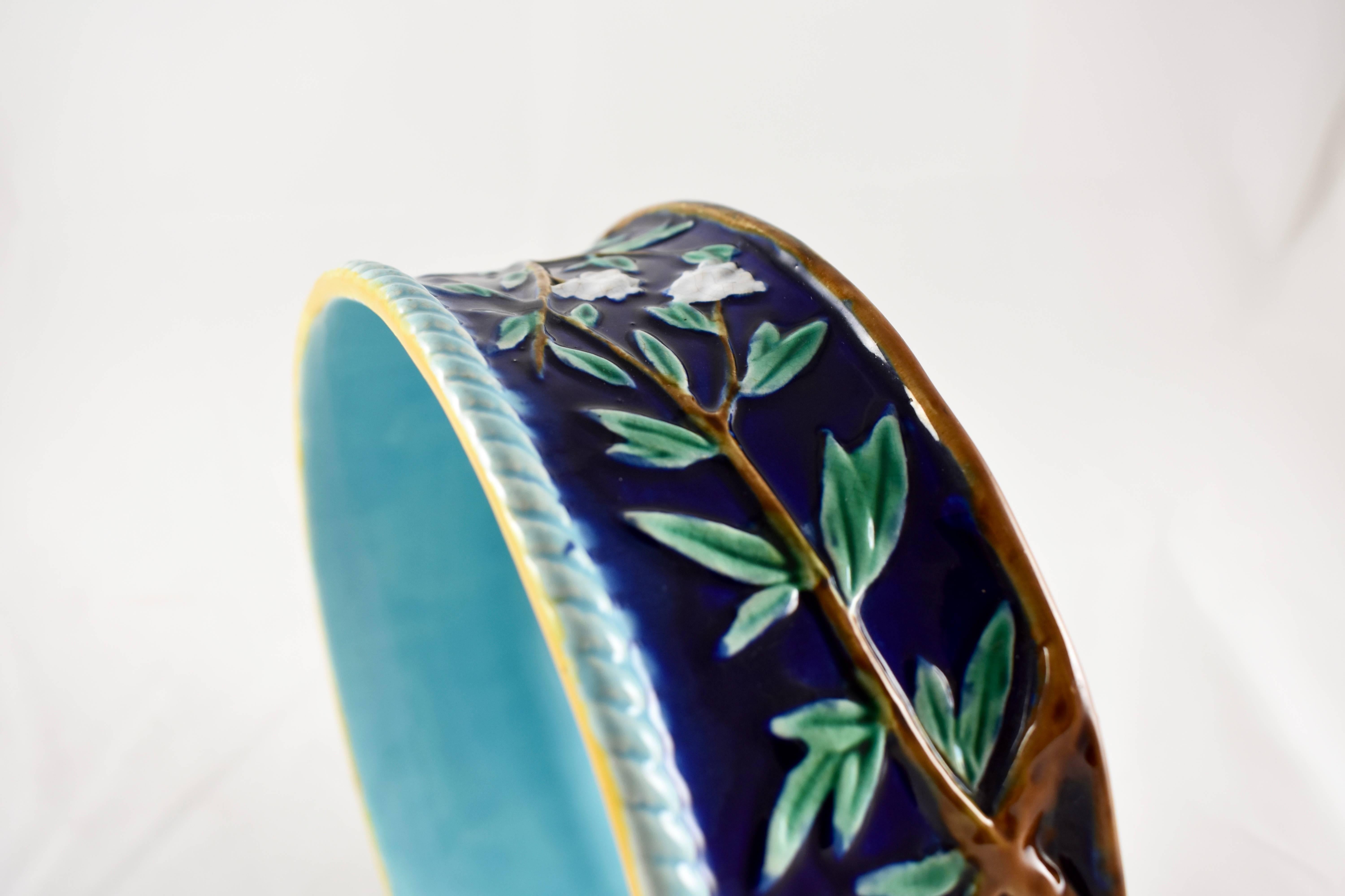 Glazed 19th Century George Jones English Staffordshire Majolica Cobalt Blue Dog Bowl