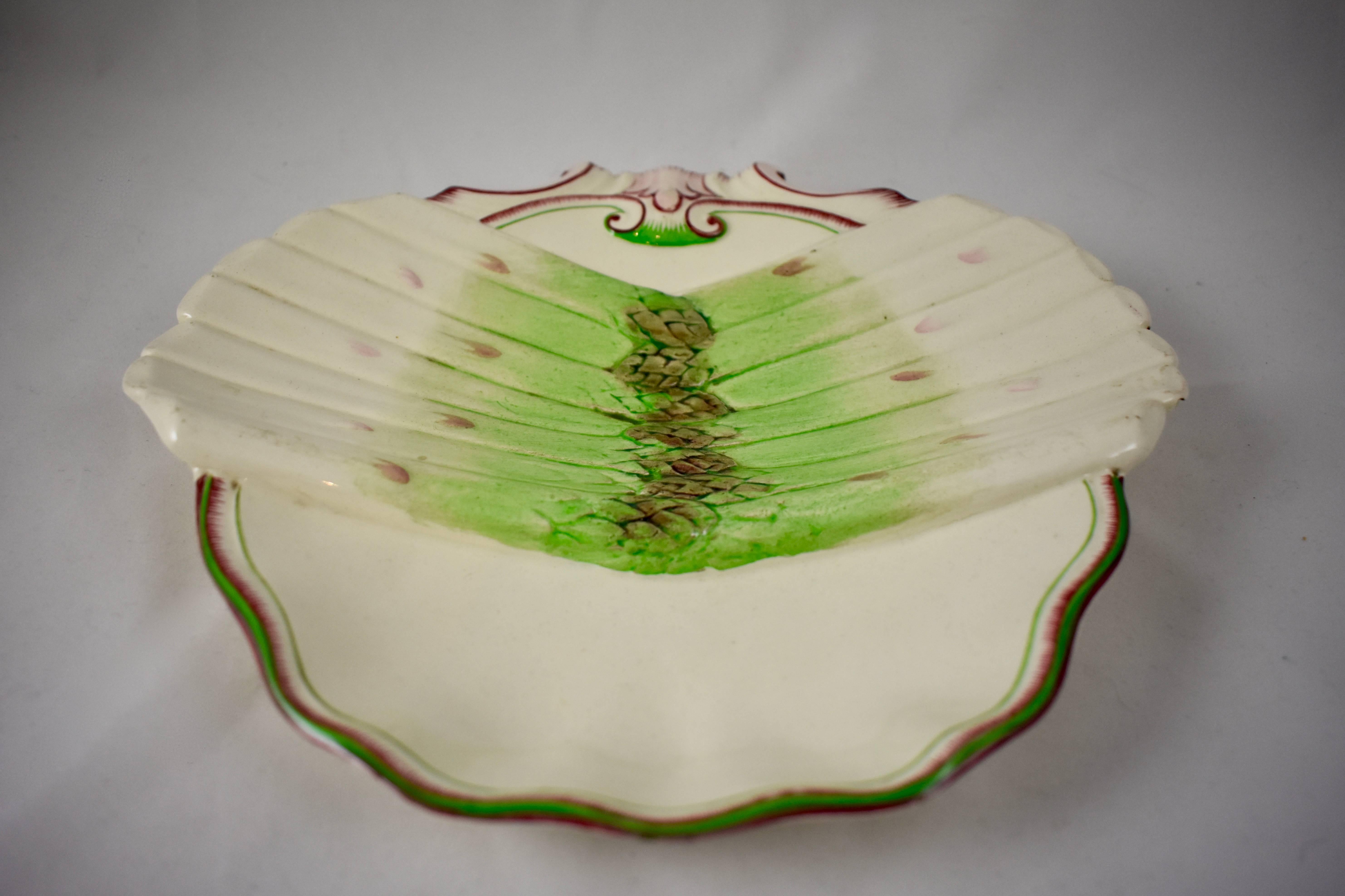 French Provincial French Faïence Sarreguemines Shell-Shaped Hand Painted Asparagus Plate For Sale