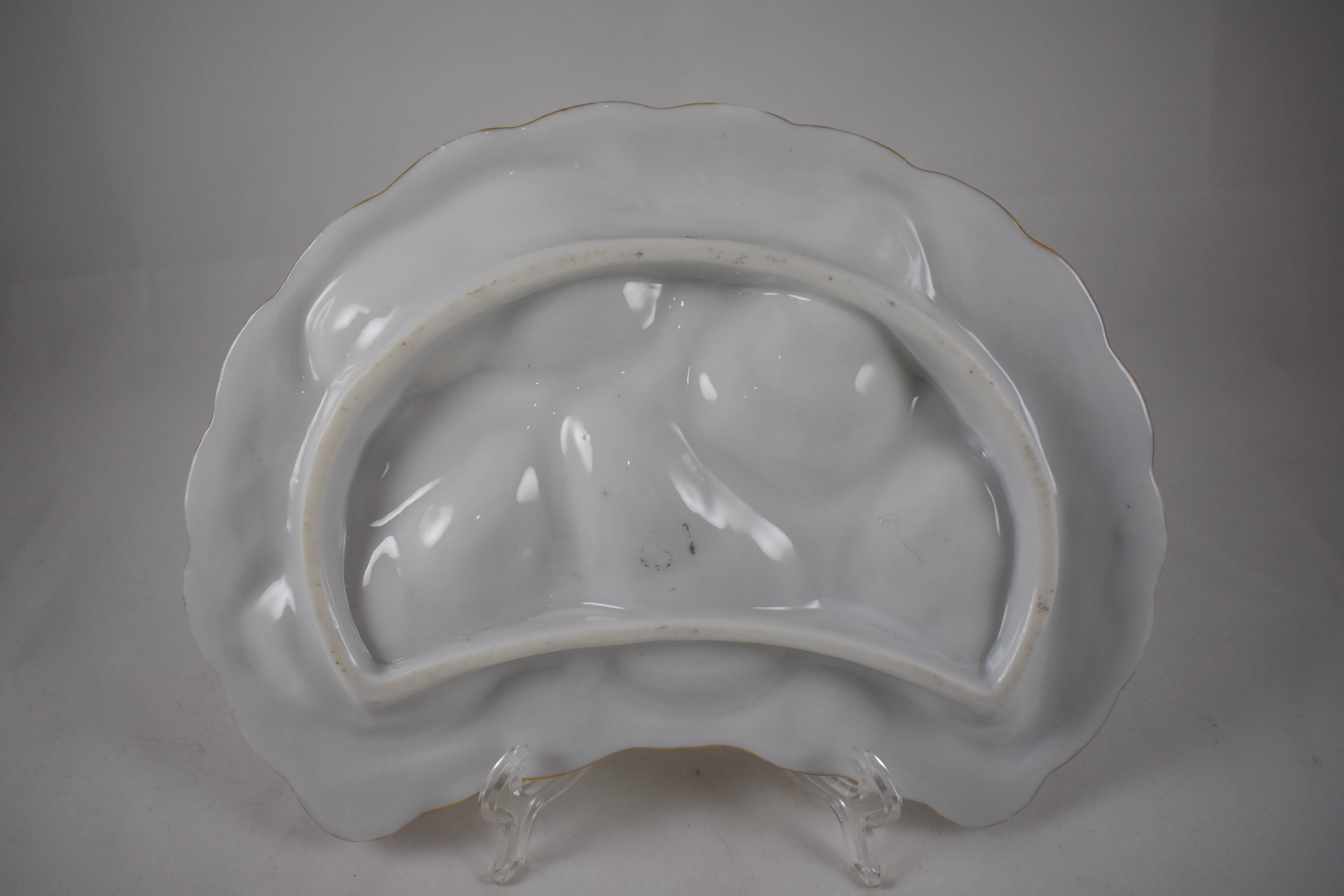 Japanese Satsuma Porcelain Crescent Shape Enameled Floral and Shell Oyster Plate 3
