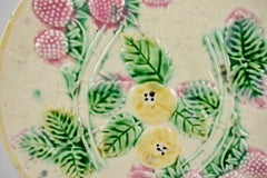 GS&H Etruscan American Majolica Berry and Fruit Basket Plate