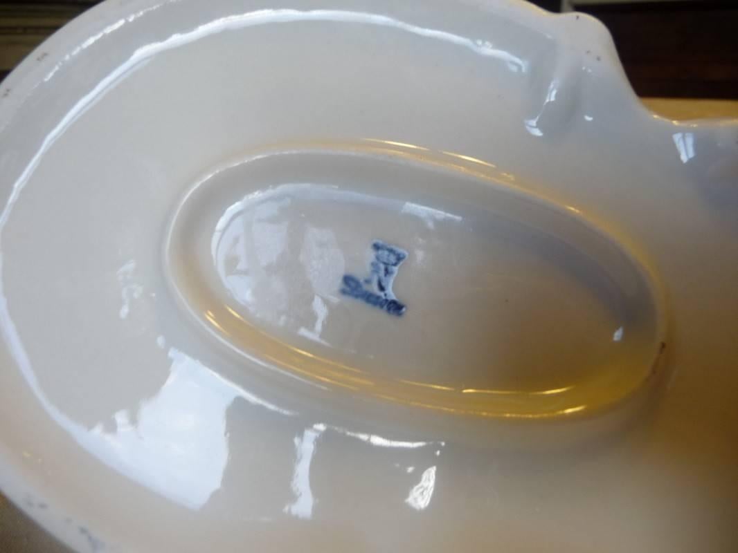 Beautiful porcelain group. The very fragile porcelain coming from the evaporated lace dipped in porcelain slip is perfect.
Mark used by Huffier from the small town of Sandizell in 1960s.

Free shipping.
