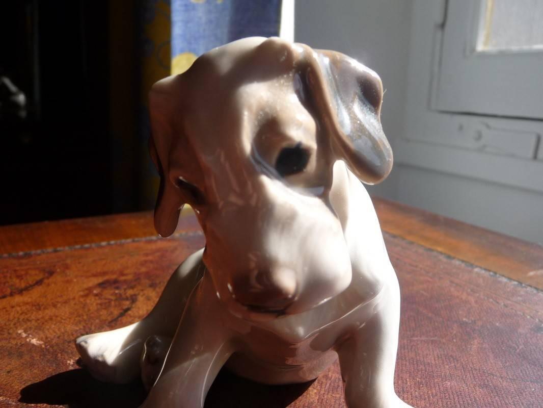 Dahl Jensen Copenhagen, Porcelain Figurine Number 1008, Fox Terrier In Excellent Condition For Sale In Grenoble, FR