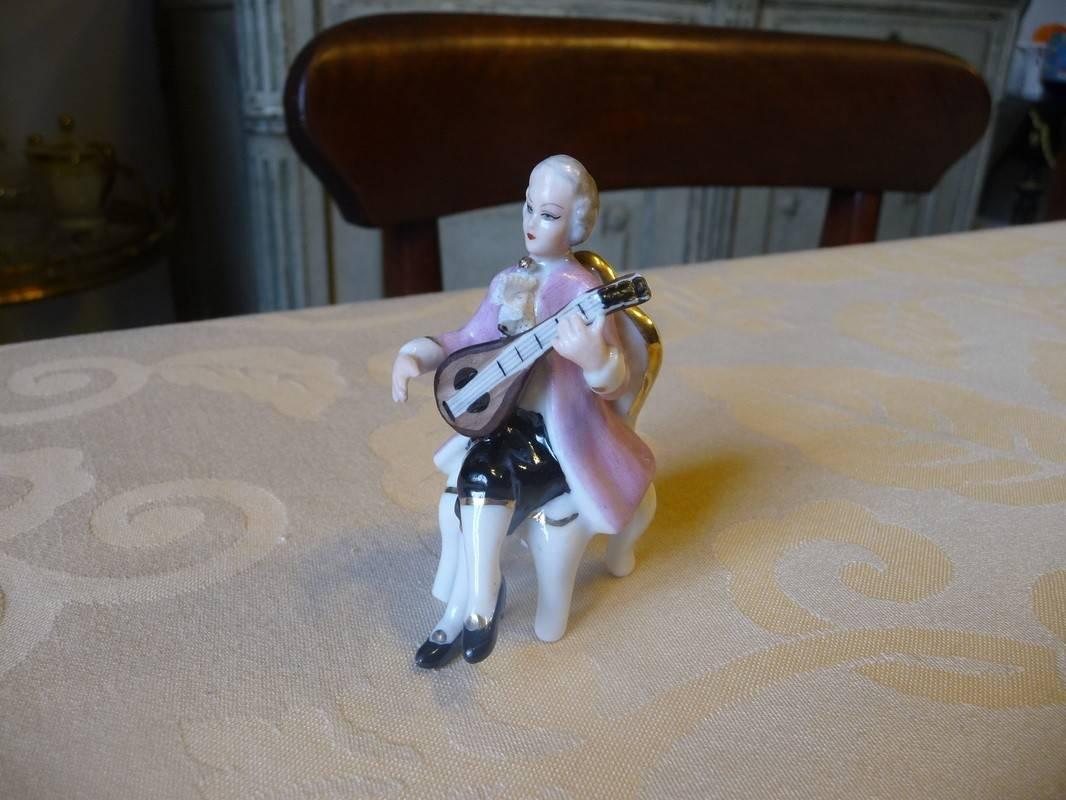 German Dresden Porcelain Figurine, Mandolin Player For Sale 1