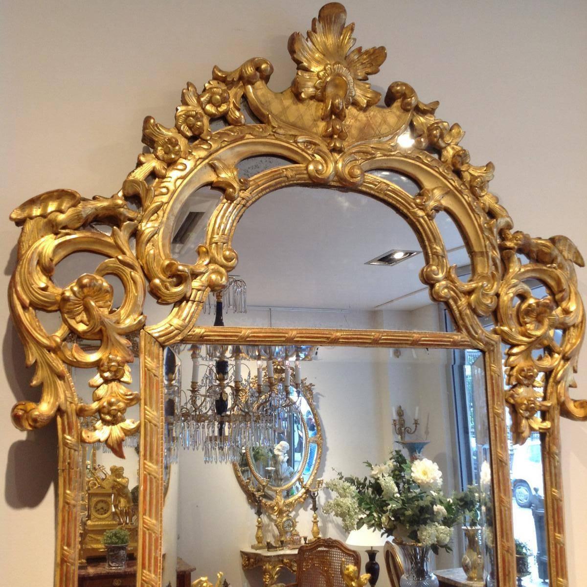 French Large Gilded Wood and Mercury Glass Mirror Regency, Early 19th Century For Sale
