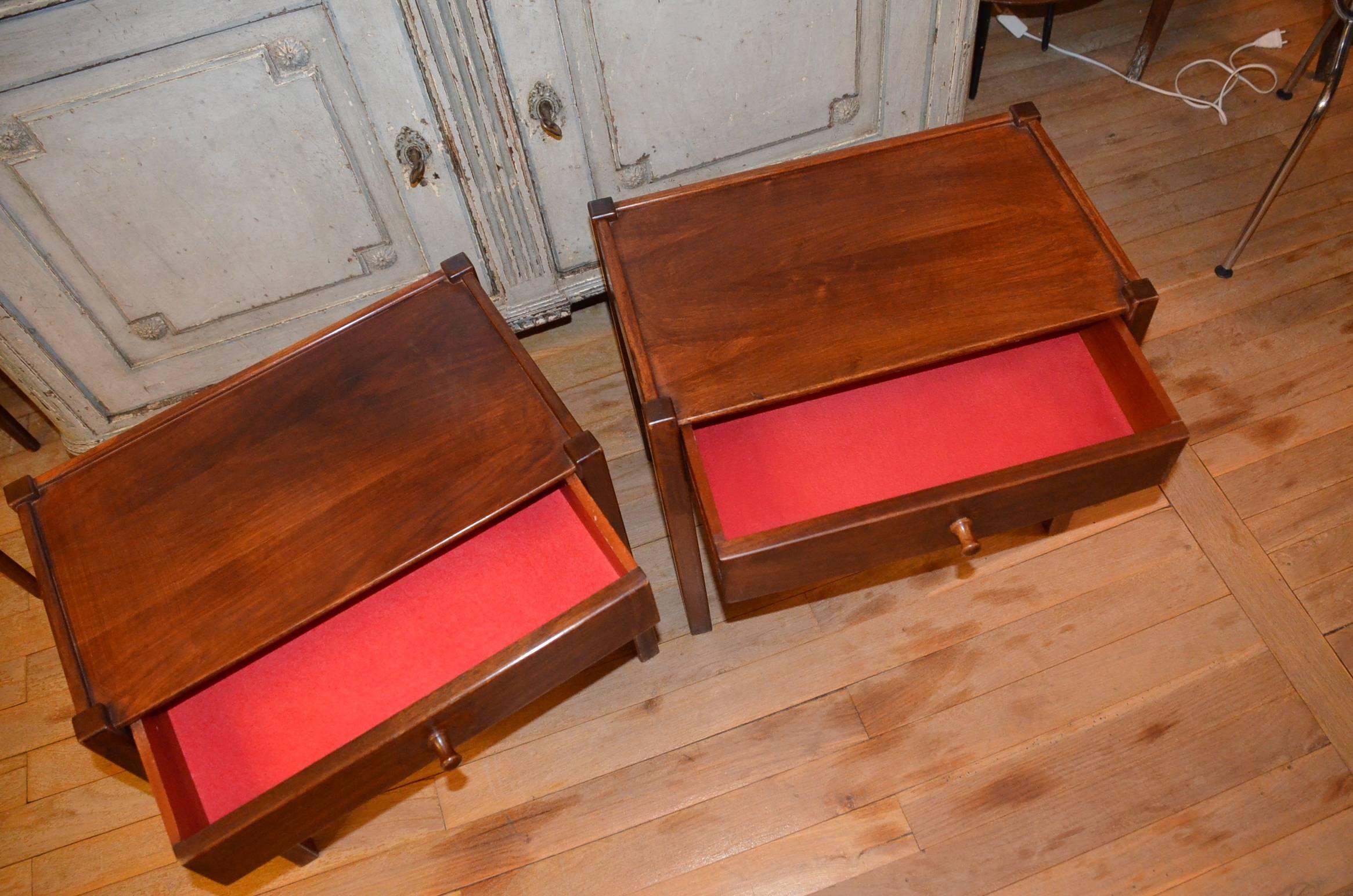 Beautiful pair of Mid-Century Scandinavian bedside tables. 
They fit very well both beside a bed or in the living room as end tables.
Each has one drawer. Very good conditions.