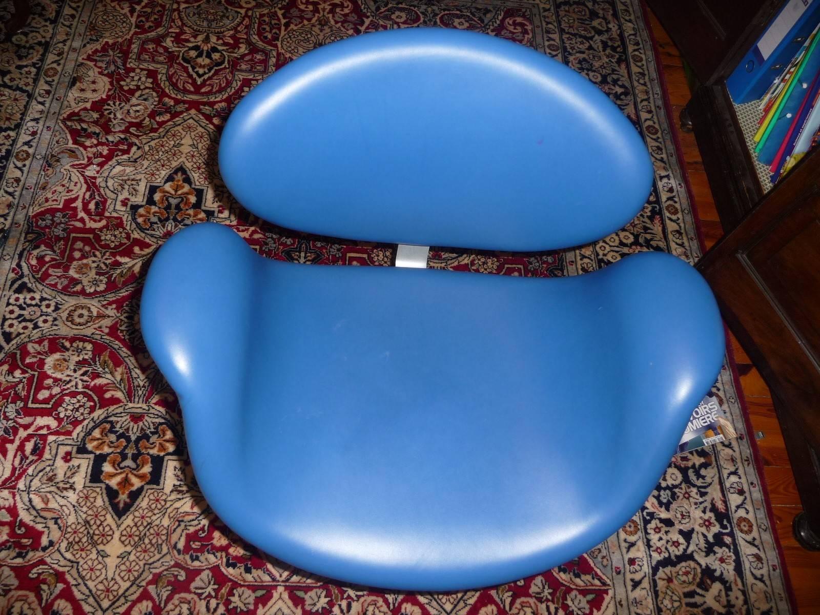 Artifort Tulip Leather Armchair by Pierre Paulin, 1965 For Sale 4
