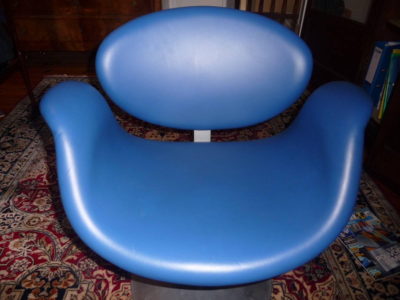 Dutch Artifort Tulip Leather Armchair by Pierre Paulin, 1965 For Sale