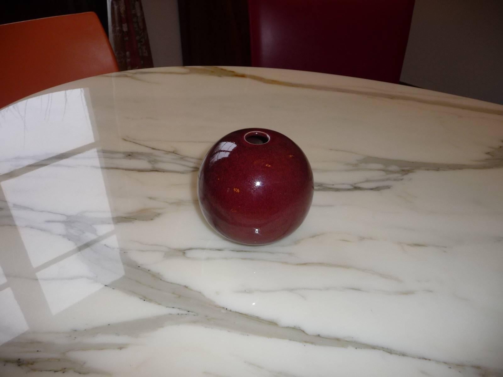 Colette Houtmann: Ball Vase For Sale 1