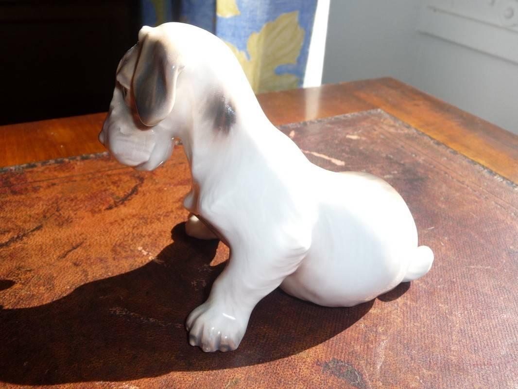 Dahl Jensen Copenhagen, Porcelain Figurine Number 1008, Fox Terrier For Sale 1